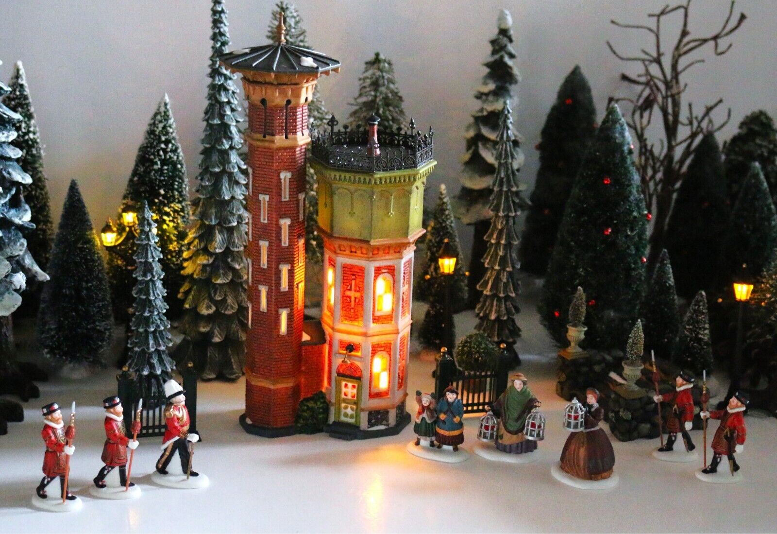 Dept 56 Notting Hill Water Tower, New, Dickens Village