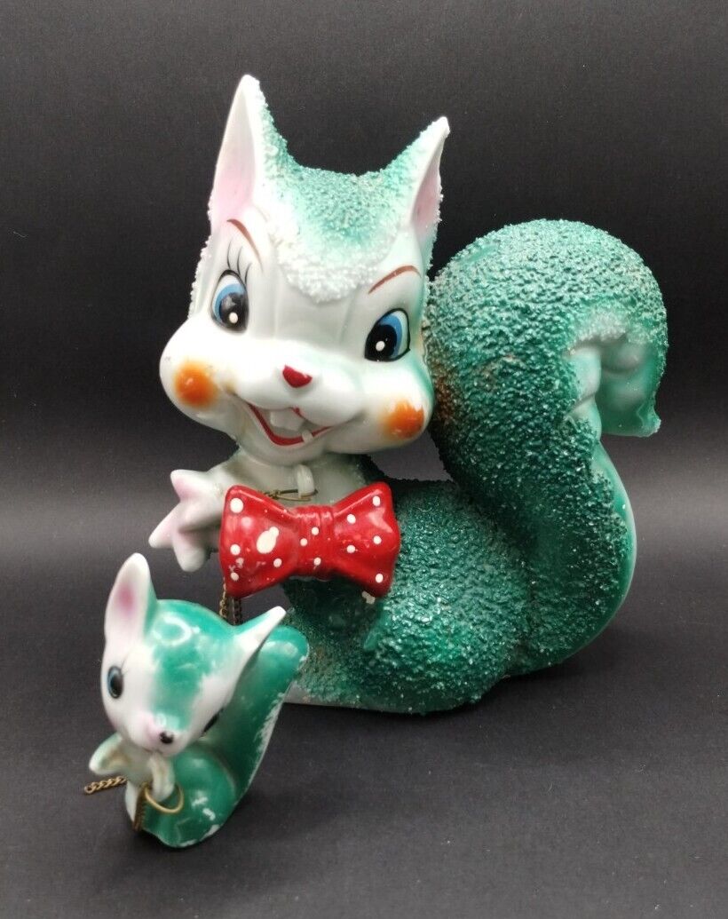 Vtg 1950\'s Green Ceramic Arnart Squirrel With One Babies. Made In Japan MCM
