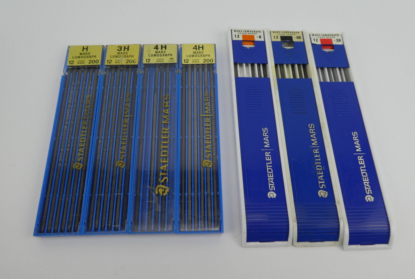 Lot of 58 Staedtler Mars Lumograph 200 Pencil Leads / Sizes H 2H 3H 4H HB