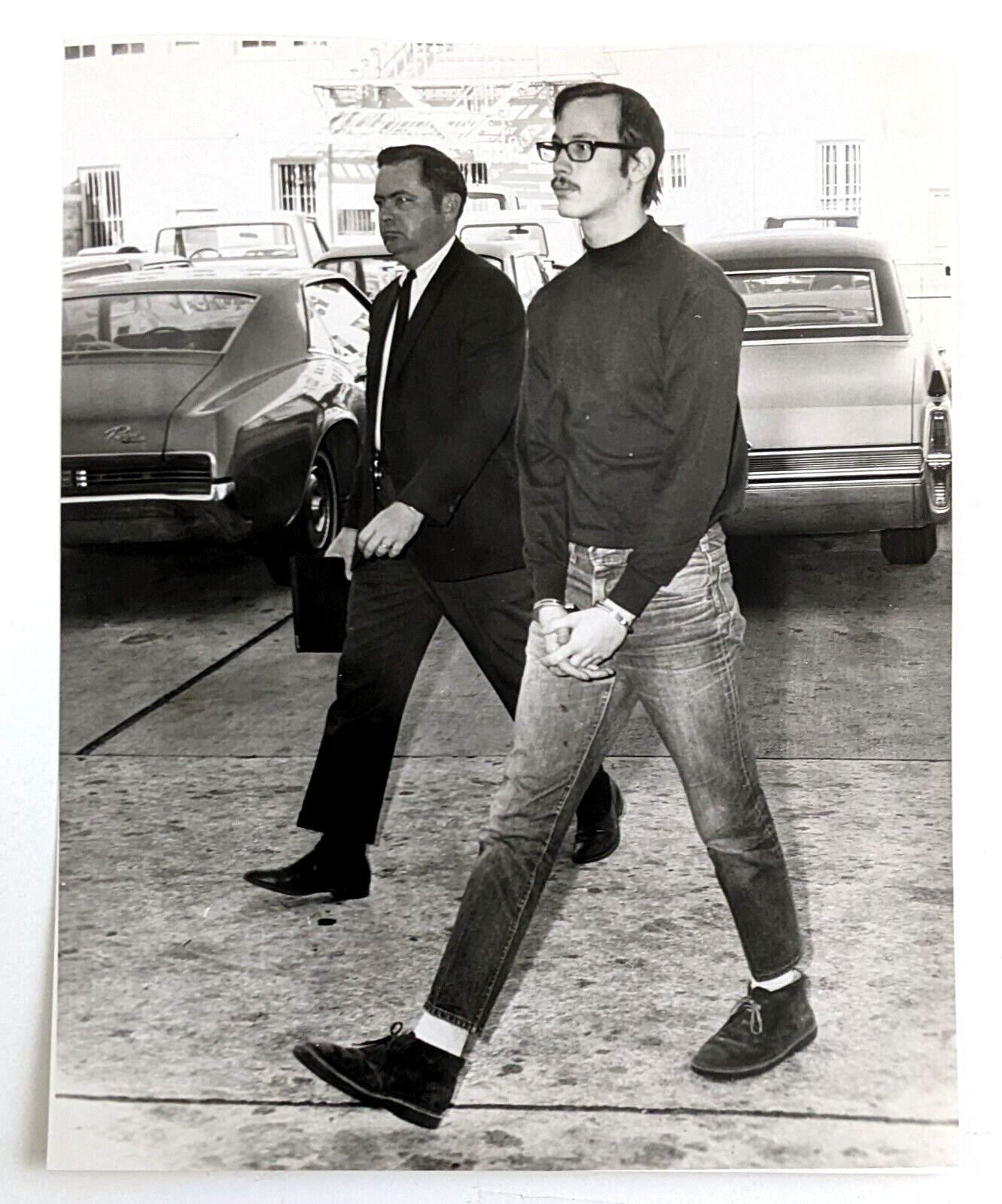 1969 Michael A Peparo Plane Hijacker Miami FL VTG Press Photo Walking To Trial