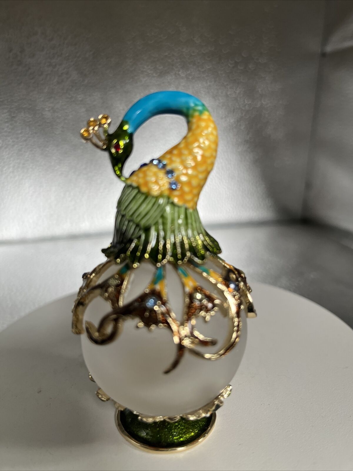 PEACOCK PERFUME BOTTLE  WITH  CRYSTALS BY KEREN KOPAL, VERY RARE