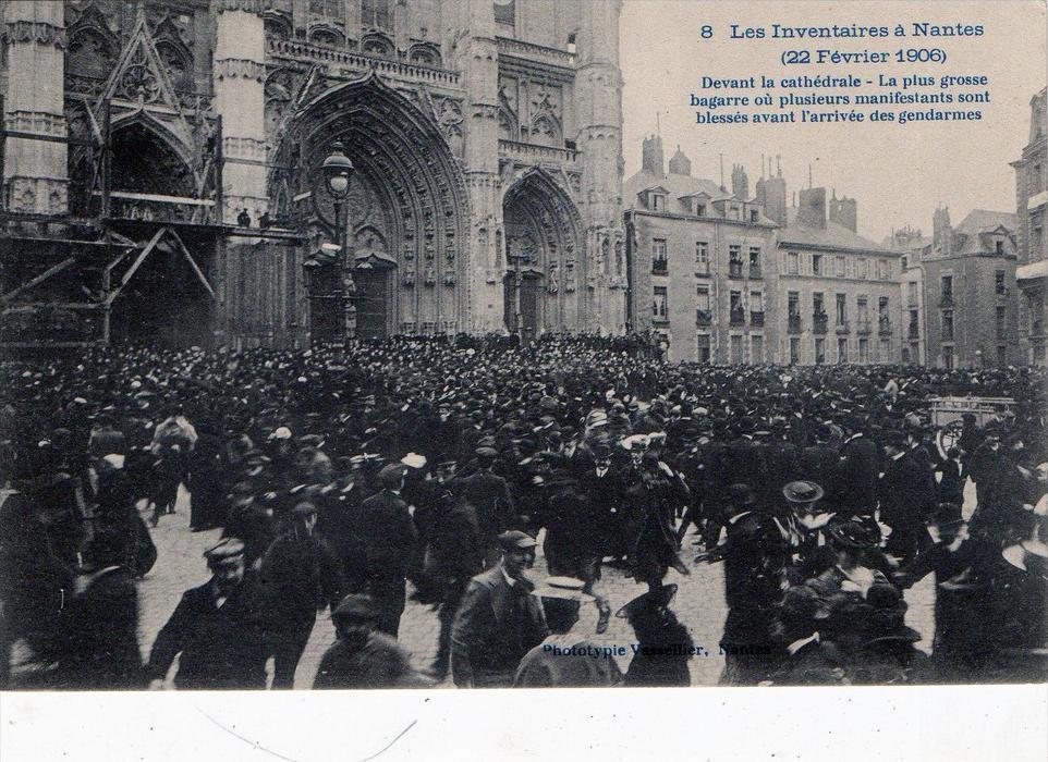 CPA 44 NANTES LES INVENTAIRES 27 FEBRIER 1906 IN FRONT OF THE LARGEST CATHEDRAL