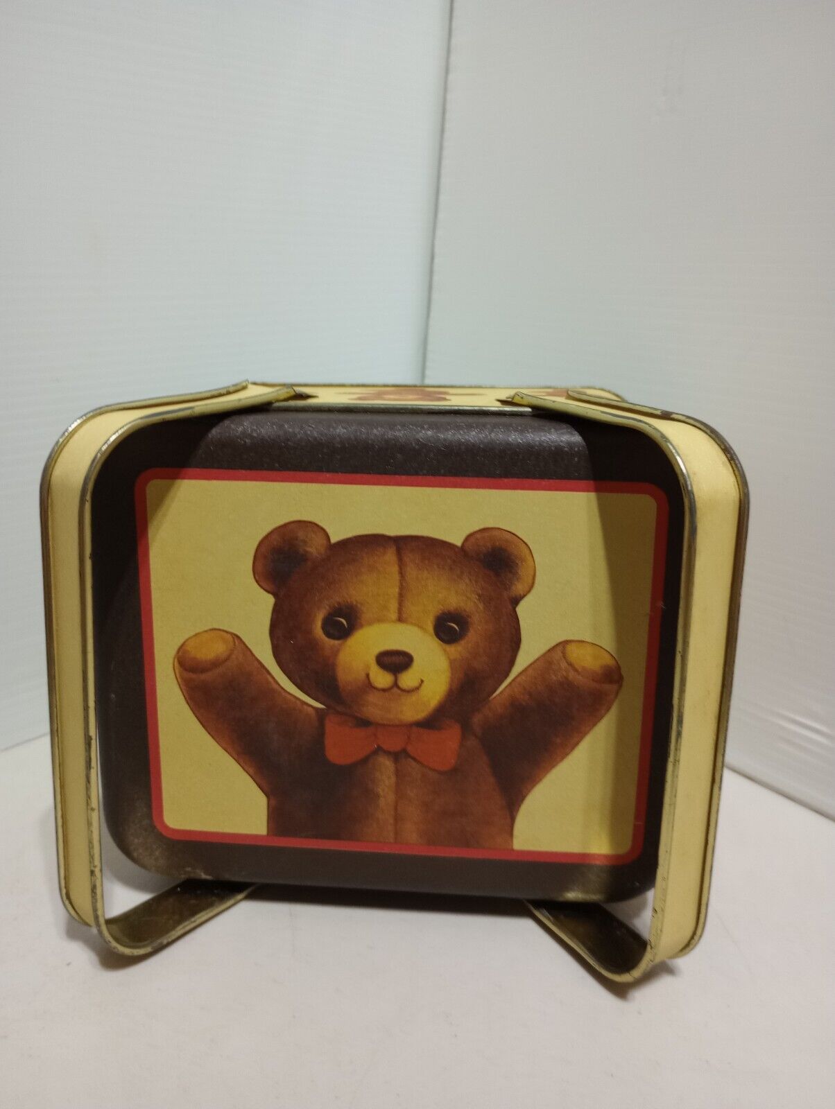 1983 Bristol ware Vintage Tin Box with Handles and Bear Design