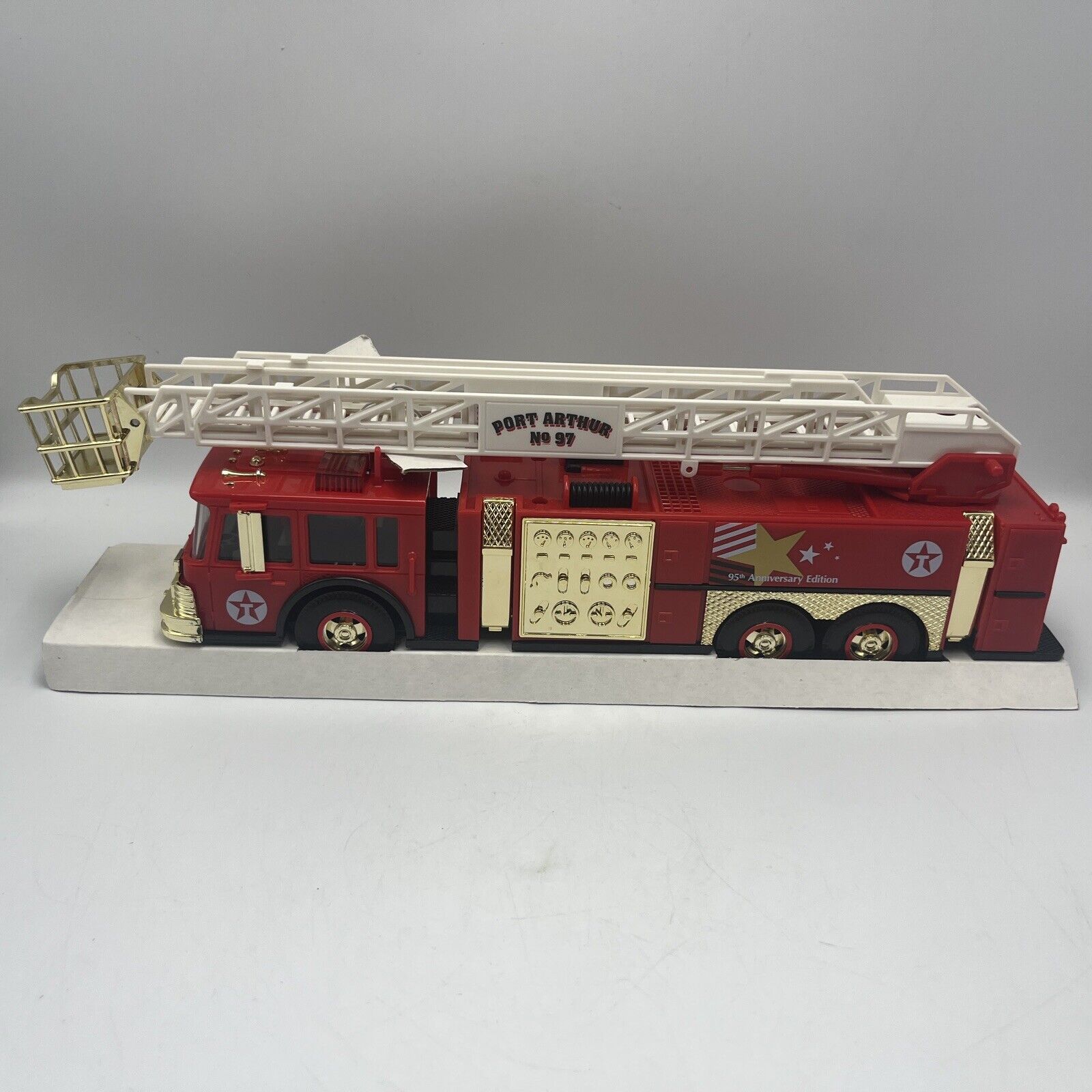 NEW 1997 TEXACO AERIAL TOWER FIRE TRUCK NUMBERED GOLD SERIAL NUMBERED