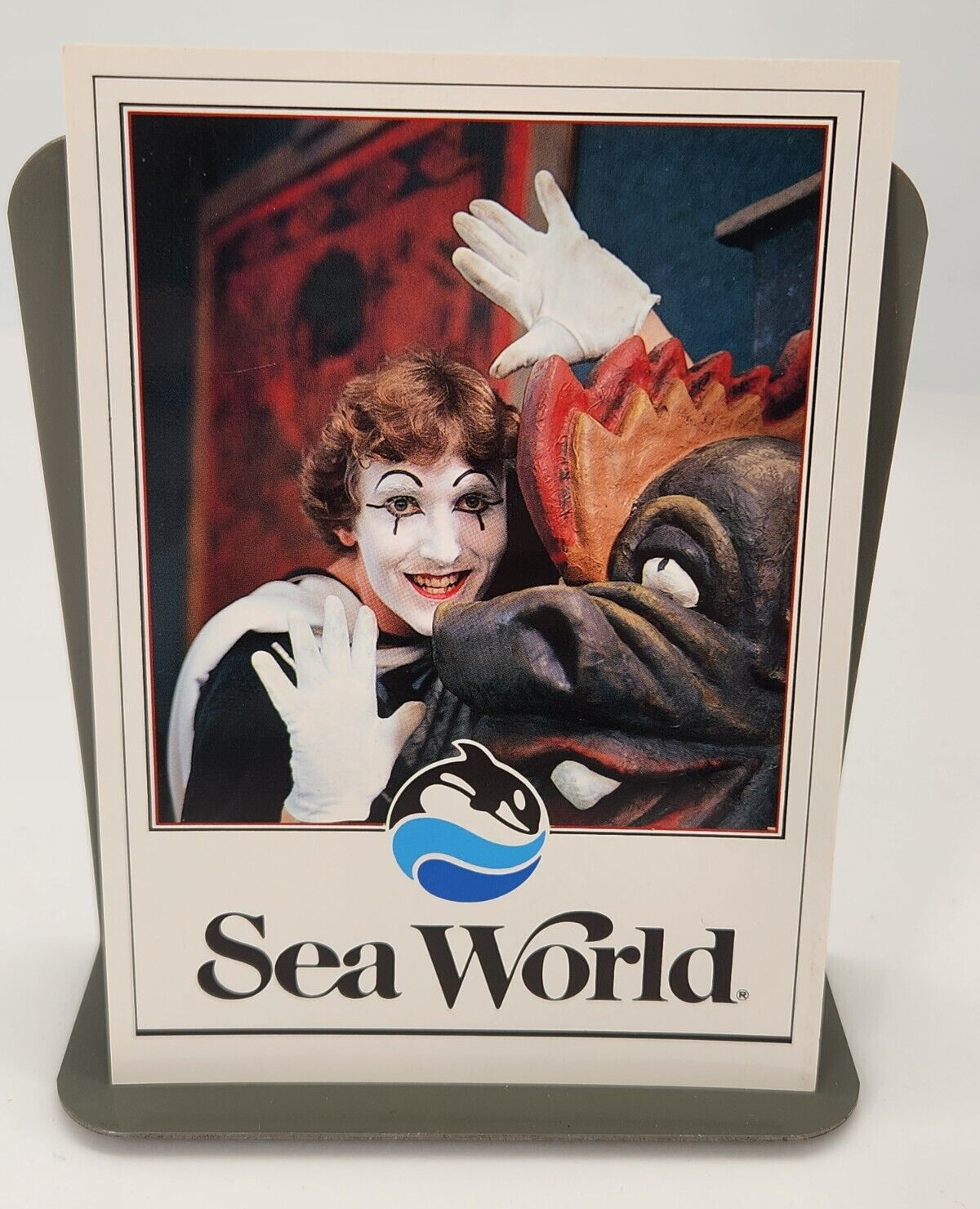 Vintage 1985 Sea World Collection post card Mime Master of silent fun Unused