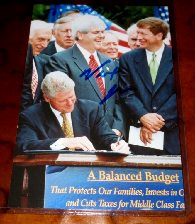Newt Gingrich Fmr Speaker of House signed autographed photo Contract w/ America