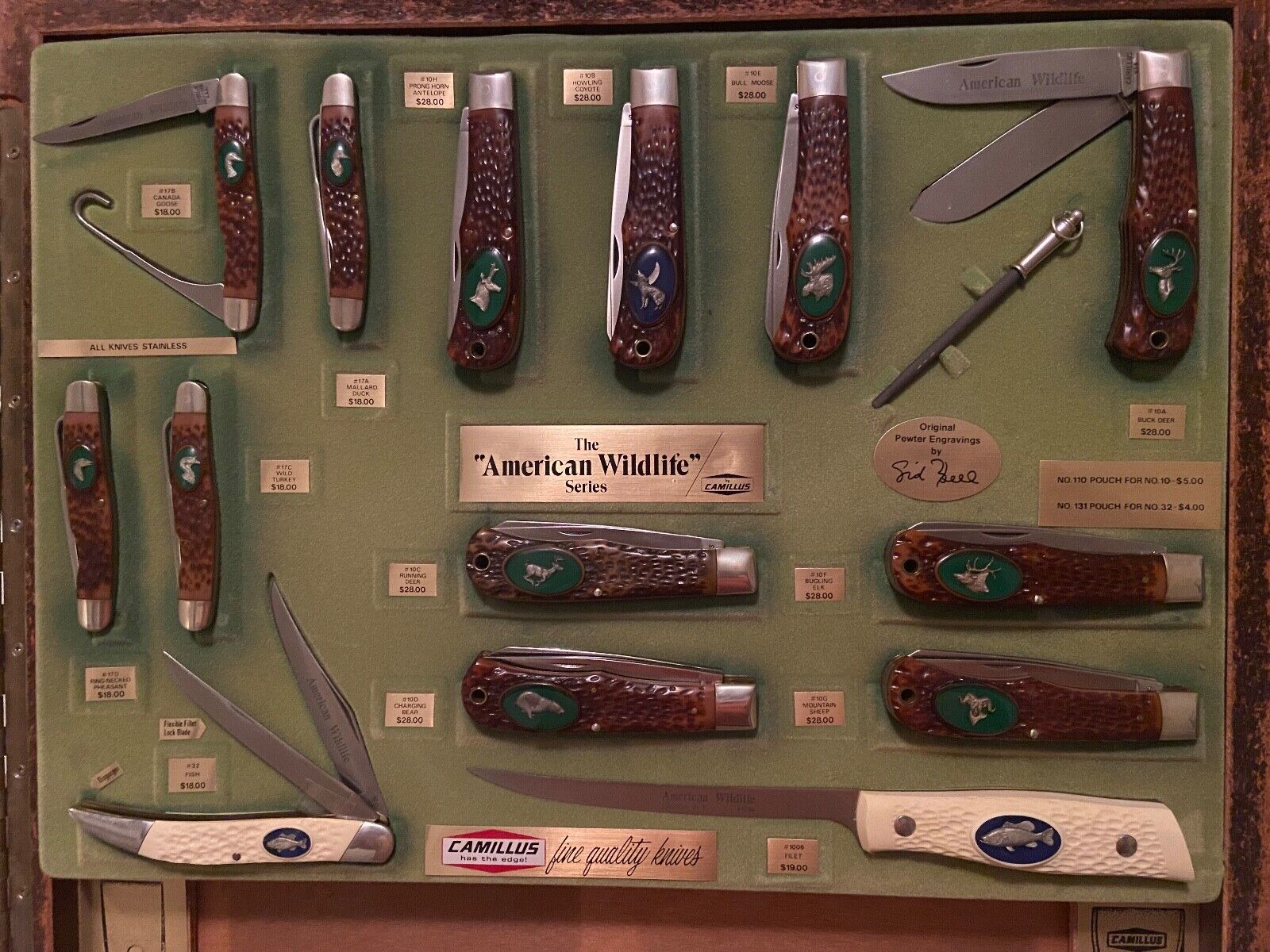 Vintage Camillus American Wildlife knife set