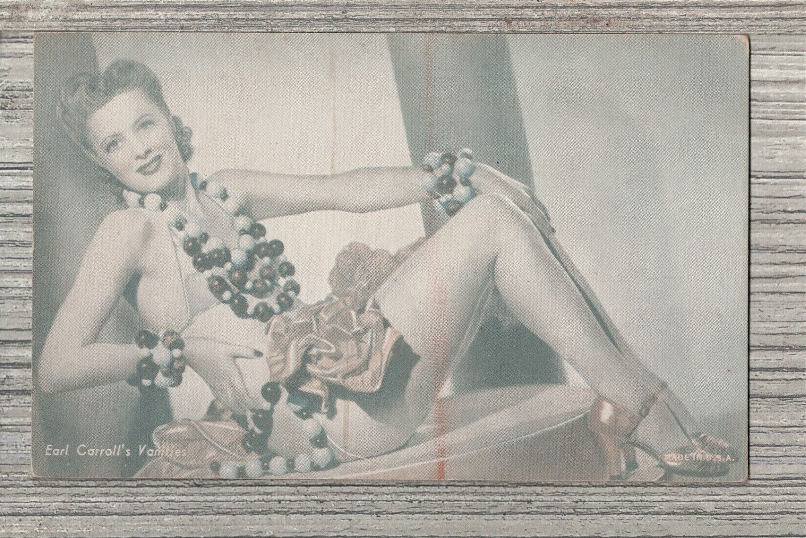 1940\'s Earl Carroll\'s Vanities Beautiful Women Pinup Card-9602