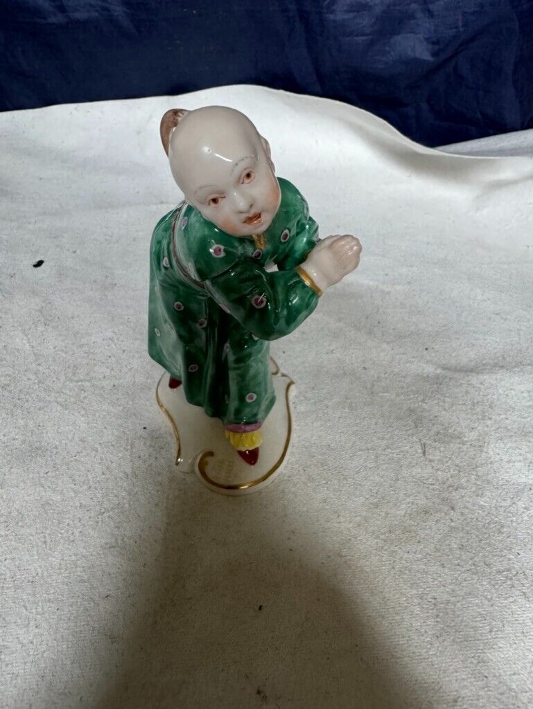 Nymphenburg Porcelain Bustelli Pleading Chinese Boy In Green Robe Figurine