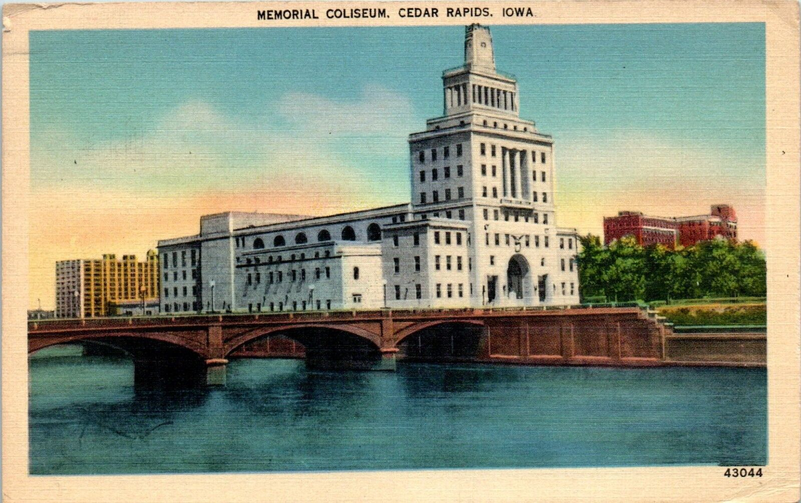 1942 Linen Postcard Cedar Rapids IA Iowa Memorial Coliseum