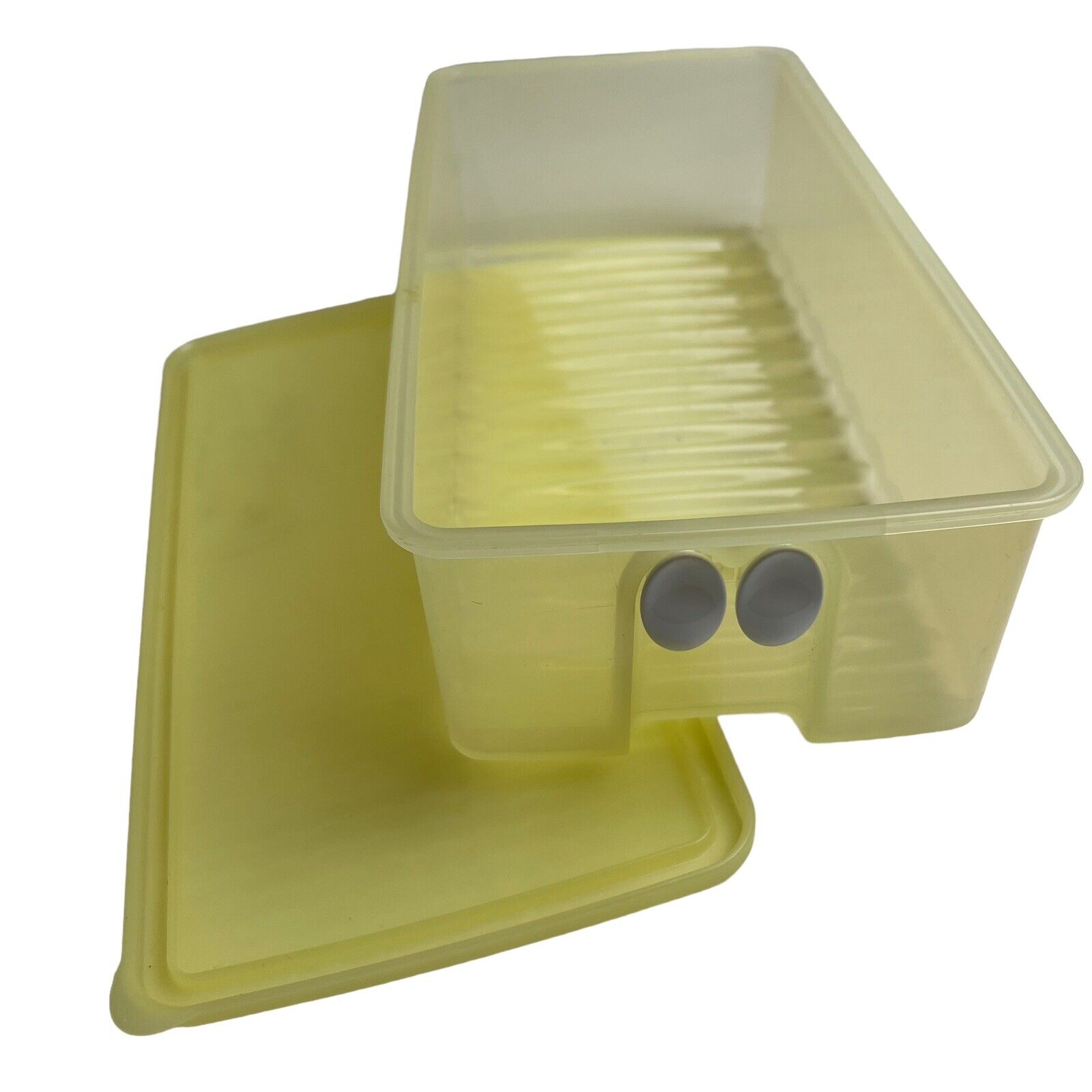 Tupperware FridgeSmart Yellow Vented Container & Lid 8 1/2 Cup
