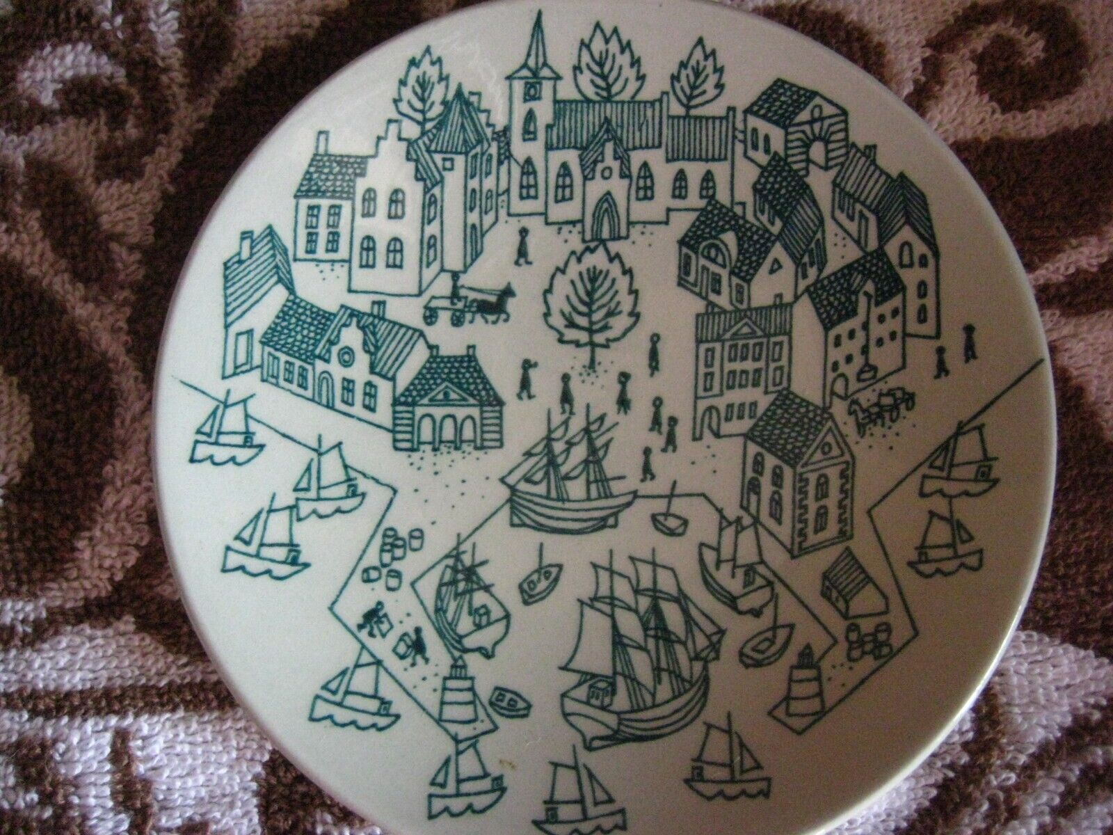 VINTAGE NYMOLLE ART PAIENCE SMALL PLATE LIMITED EDITION 4006