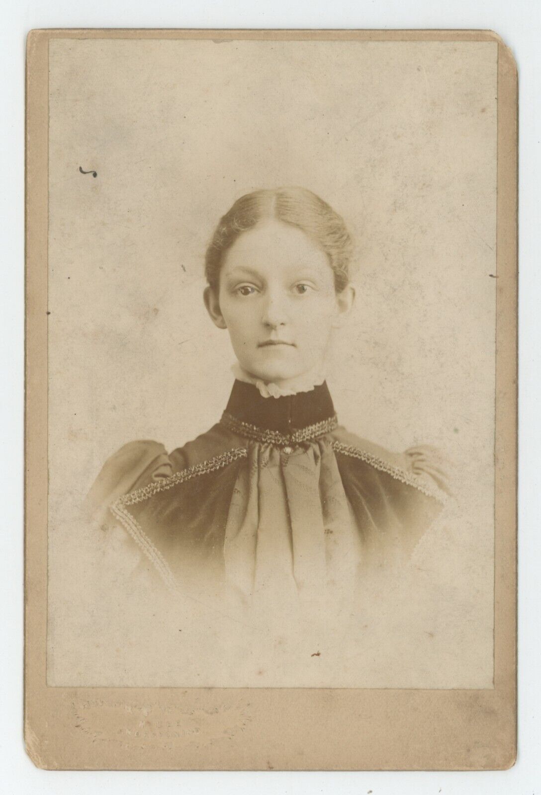 Antique c1880s Cabinet Card Stunning Beautiful Young Woman McKee Anderson, IN