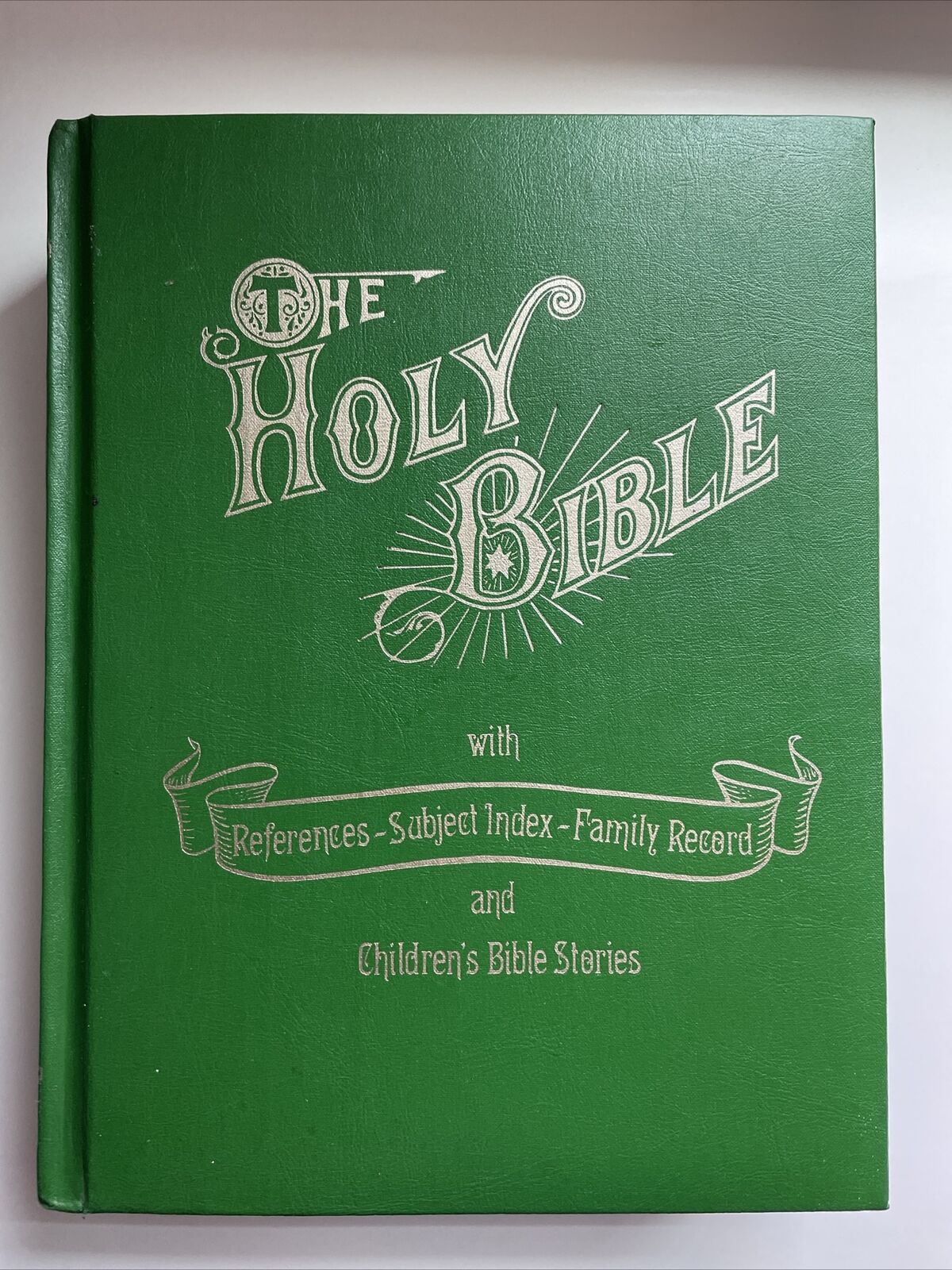 The Holy Bible 1973 Red Letter Edition Green Cover KJV Childrens Stories GUC #N