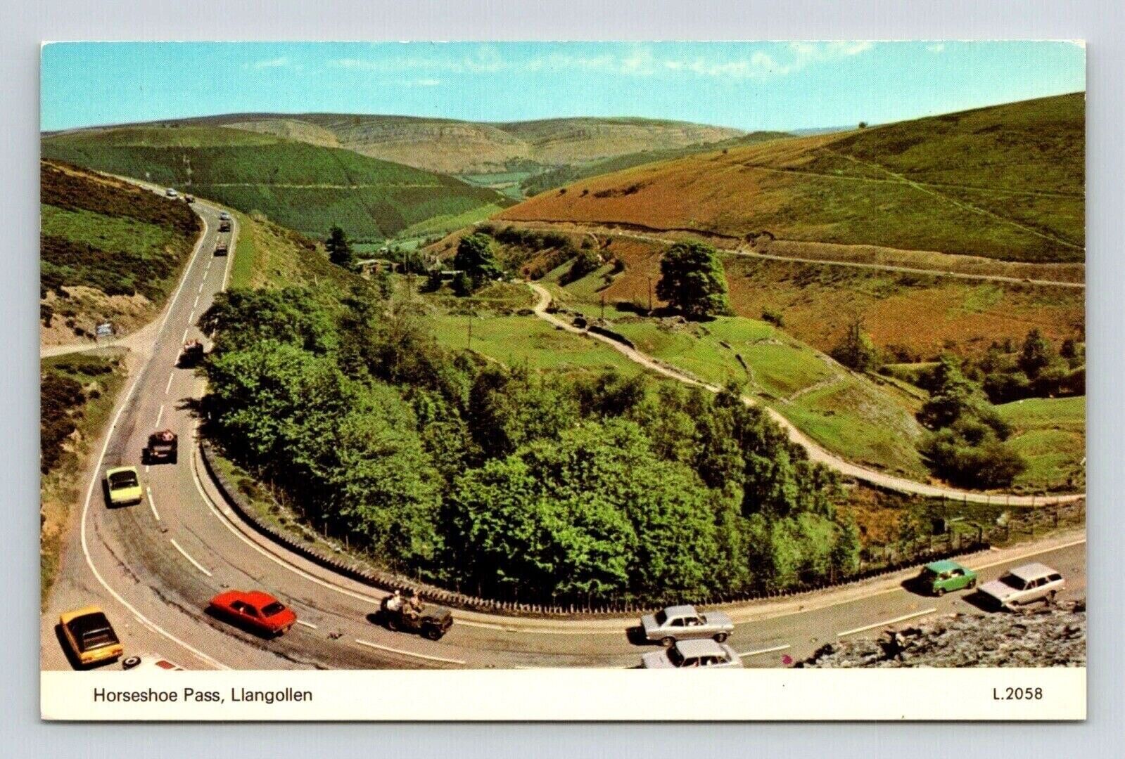 Llangollen Wales Horseshoe Pass Scenic Countryside Chrome UNP Postcard