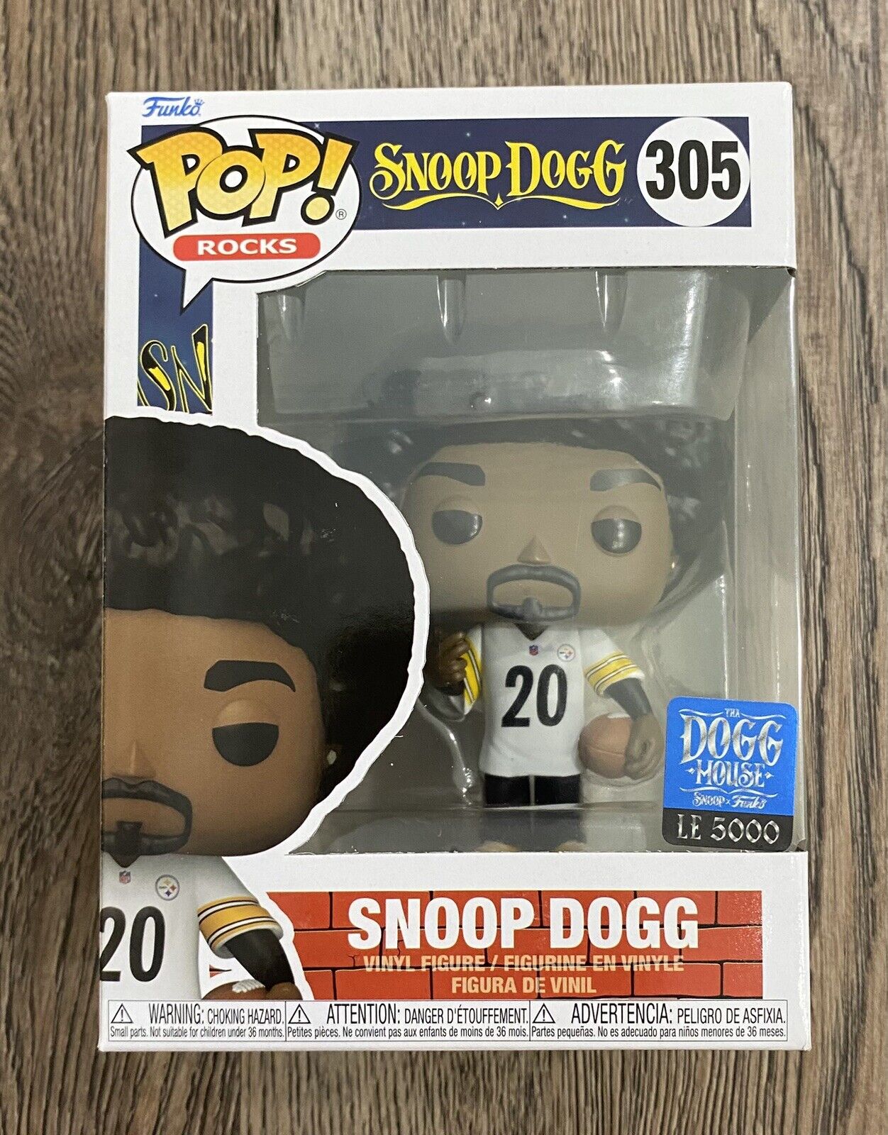 Funko Pop Snoop Dogg (Steelers Jersey) #305 The Dogg House Exclusive LE 5000