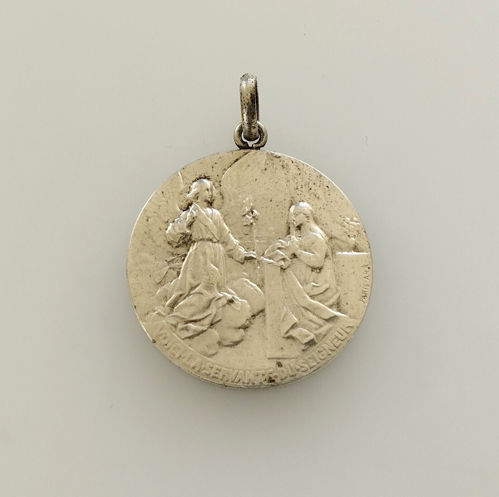 Mama-Estelle Antique Big/Large Medal Saintes Females Burgundy Metal