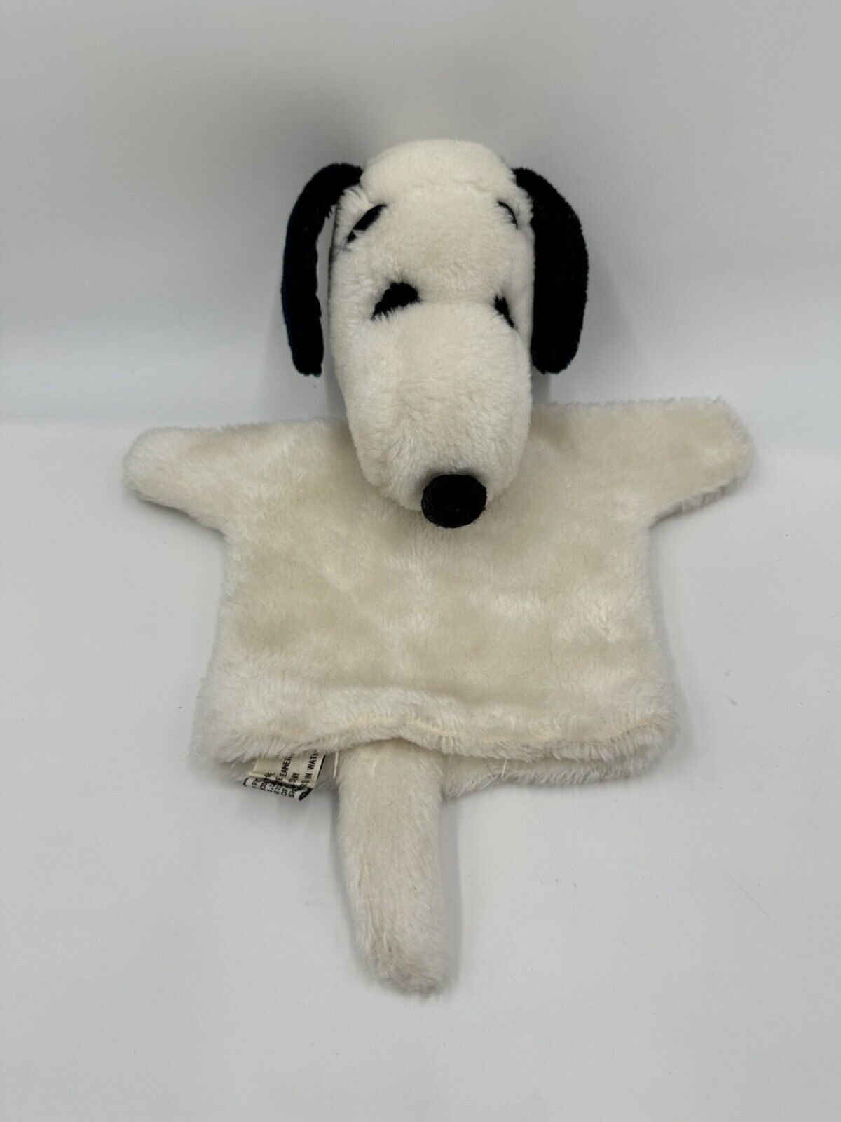 Vintage 1970s Determined Peanuts Snoopy Plush 9” Hand Puppet With Collar
