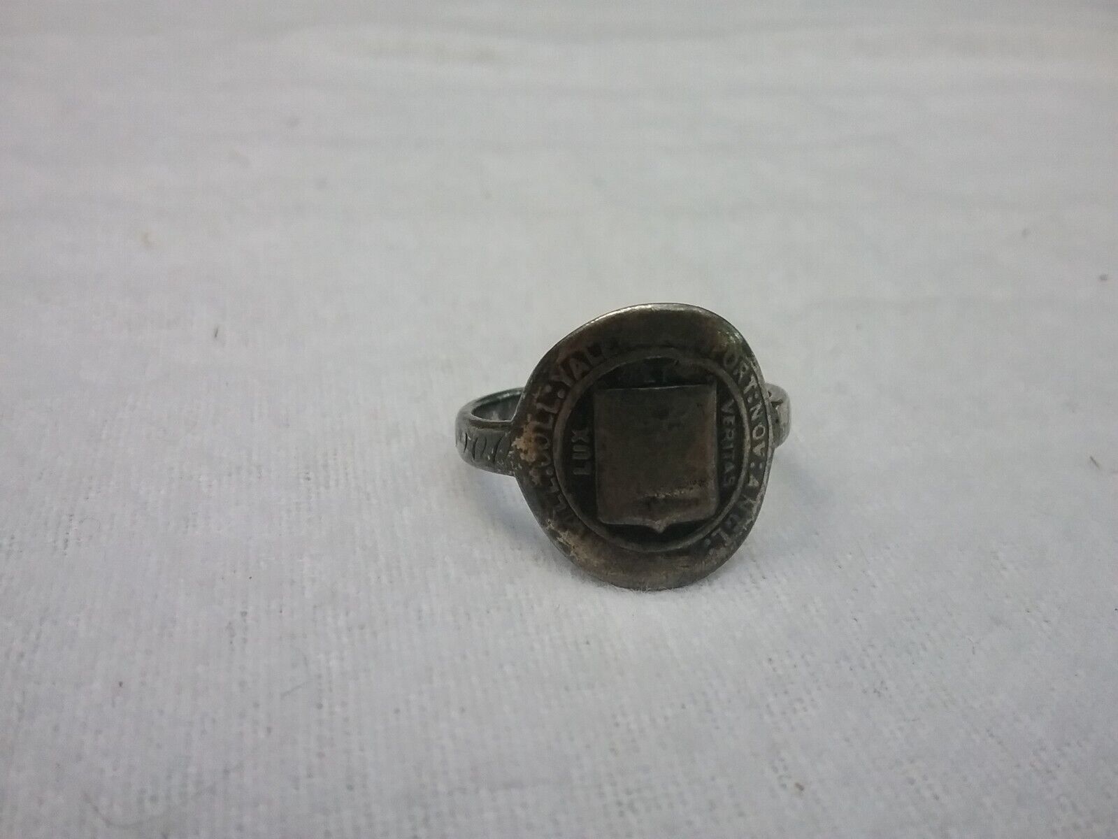 LOWER PRICE Vintage Antique 1900 Yale University Sterling Silver School Ring.