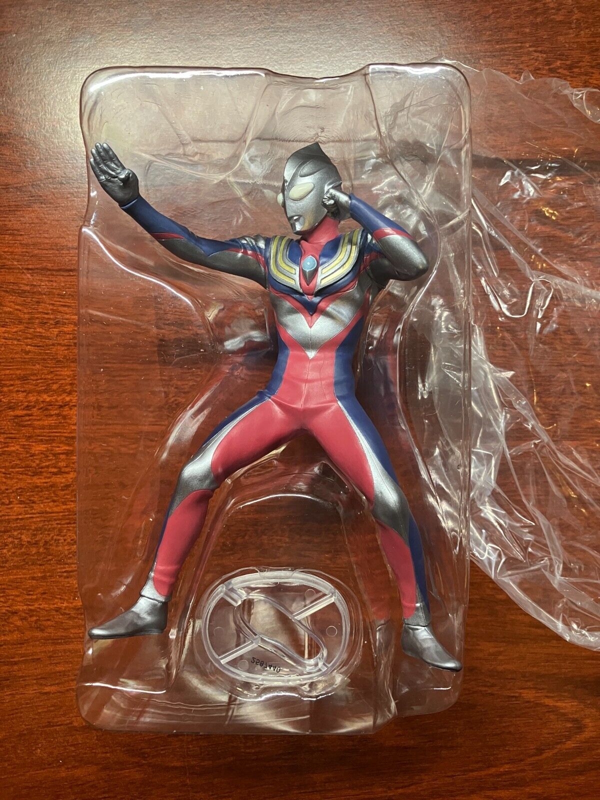 Open Box Banpresto Ultraman TIGA Hero\'s Brave Statue Figure Night Version