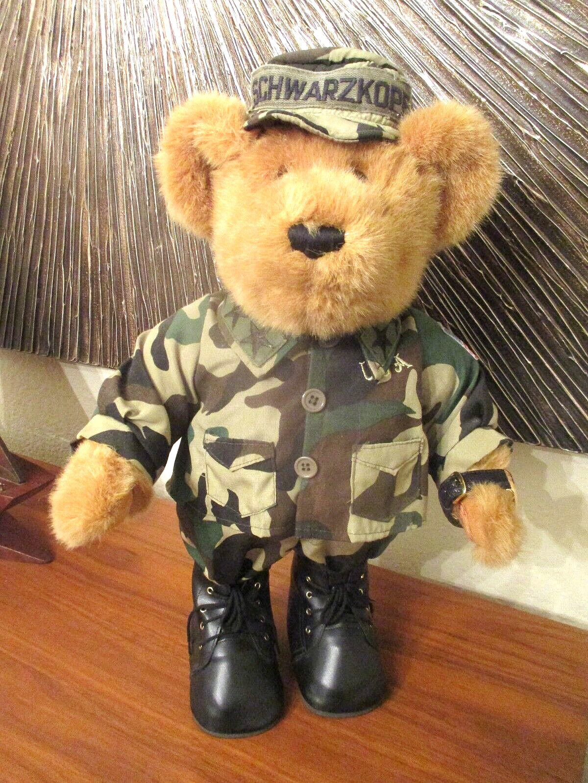 Gen. Norman Schwarzkopf TEDDY BEAR in UNIFORM Desert Storm Wristwatch 19\