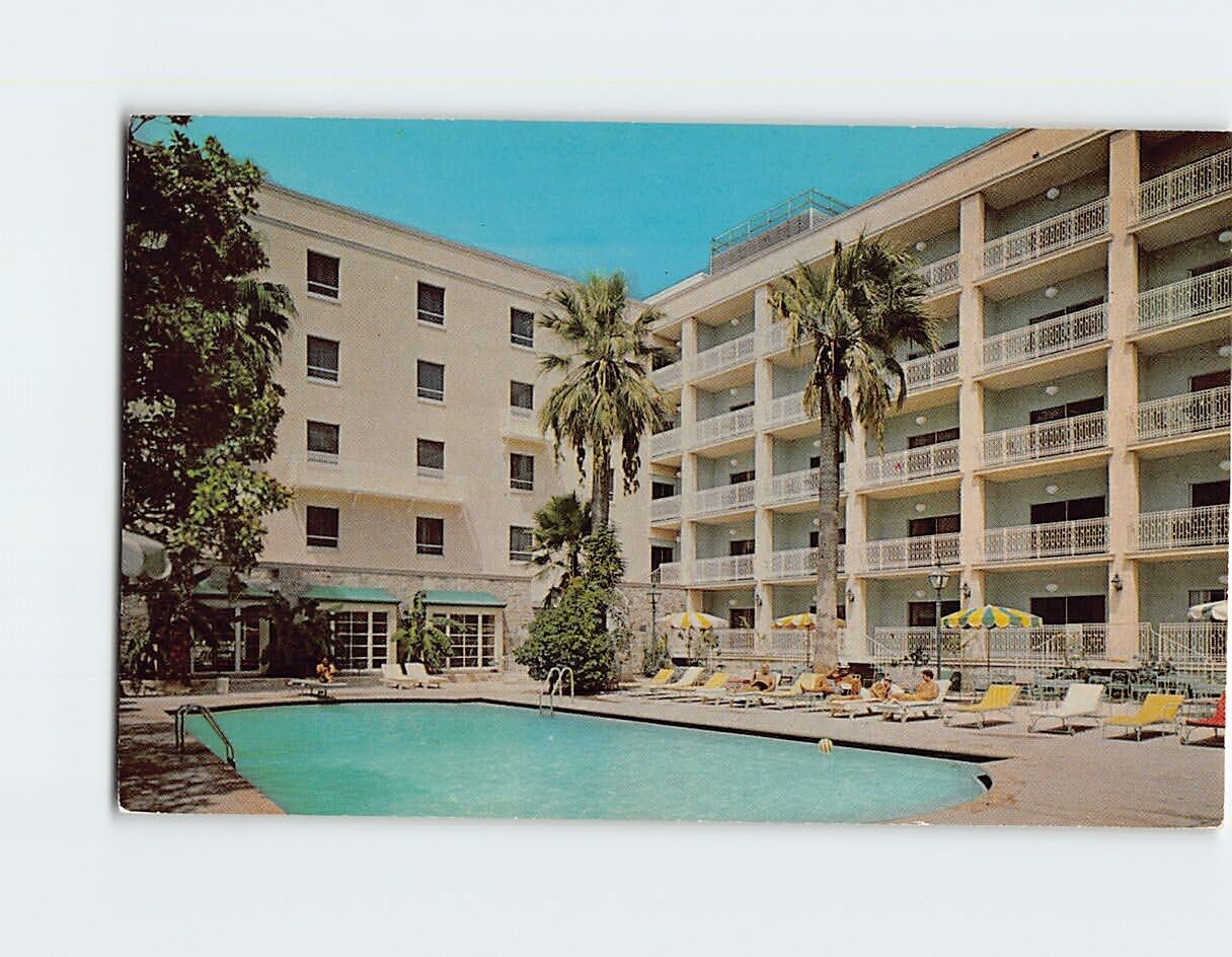 Postcard Pool View Menger Hotel San Antonio Texas USA