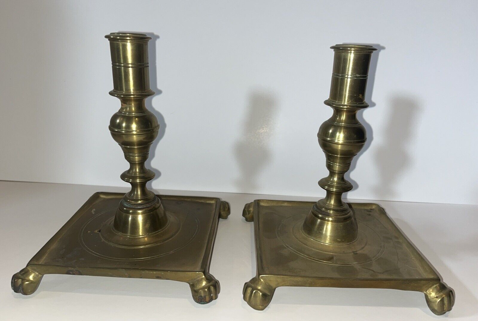 2 Virginia Metalcrafters Brass Candlesticks Colonial Williamsburg CW16-5 Vintage