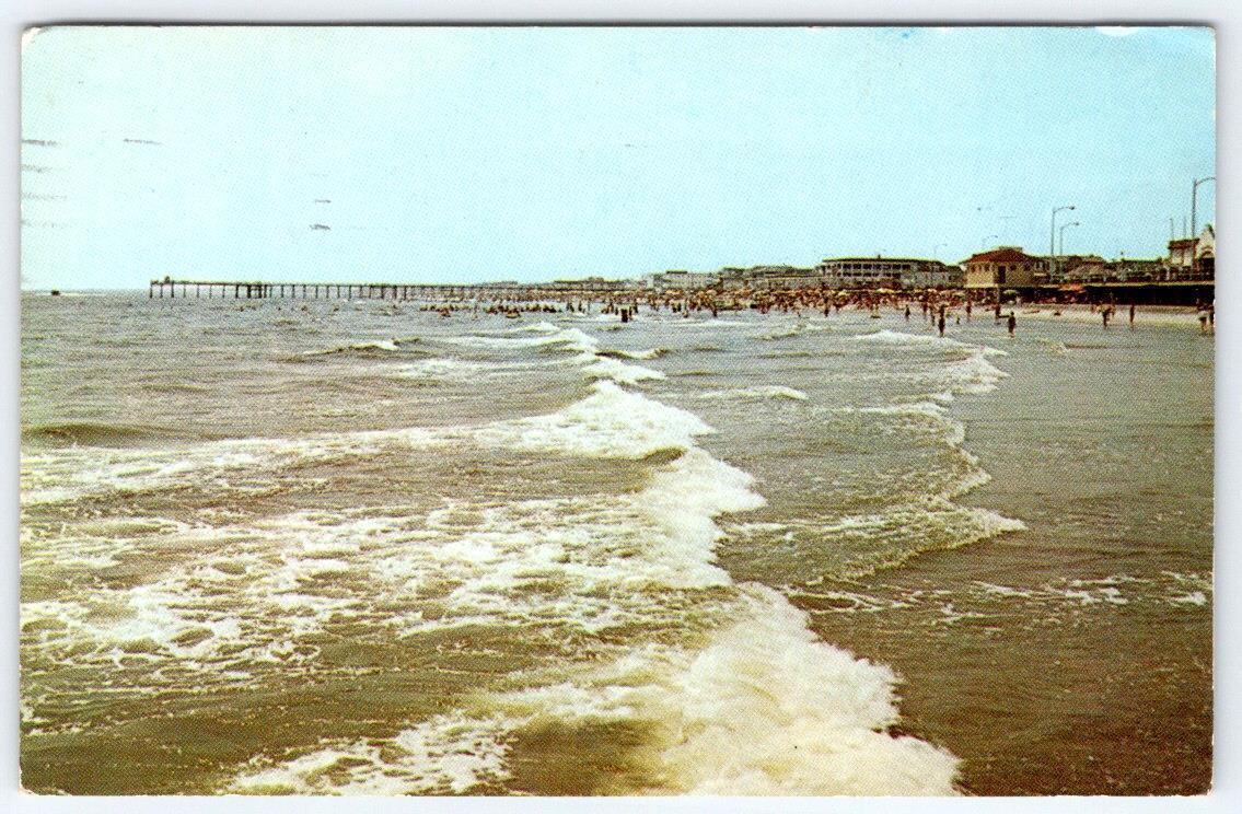 1961 OCEAN CITY NEW JERSEY NJ PIER BOARDWALK VIEW FROM BEACH POSTCARD
