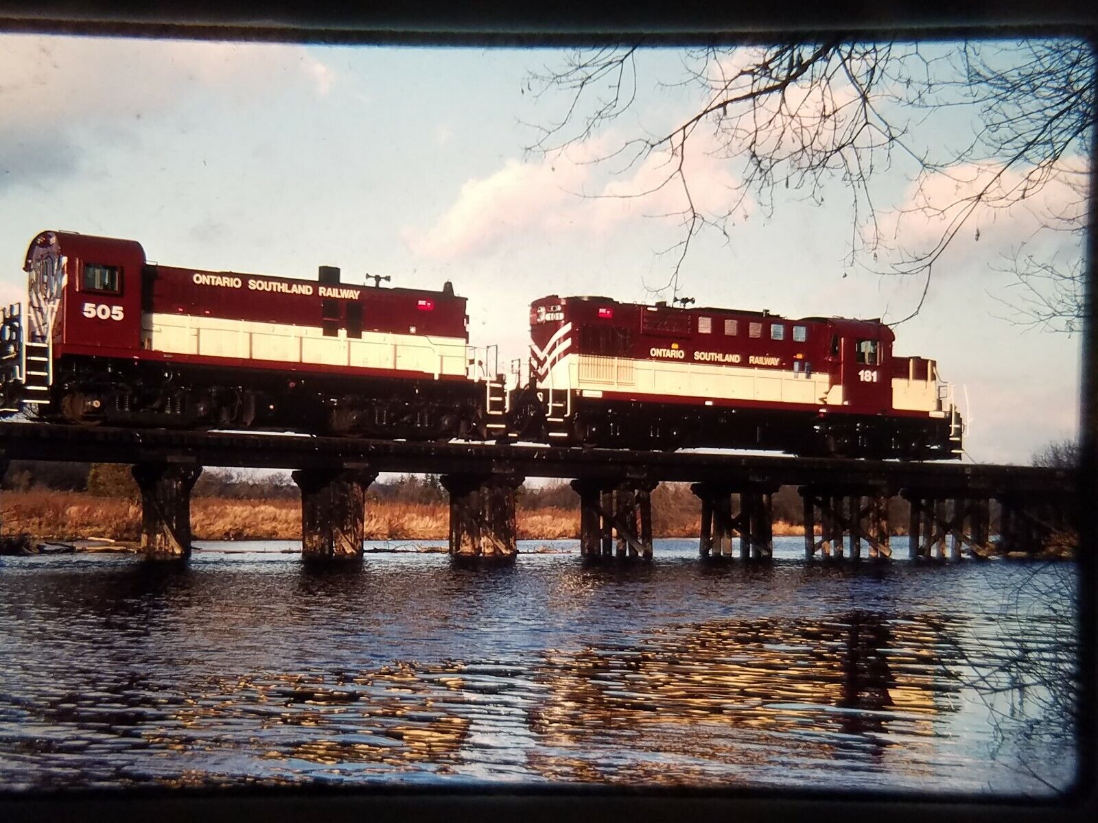 XS01 TRAIN SLIDE Railroad Short Line Ontario Southland Railway 505