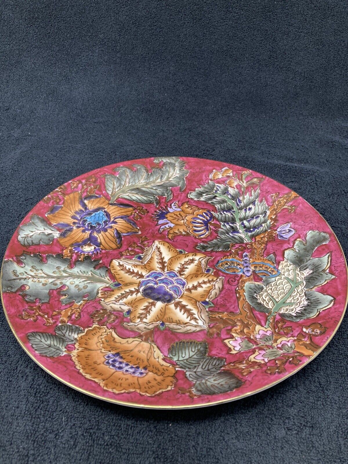 Beautiful decorative oriental plate
