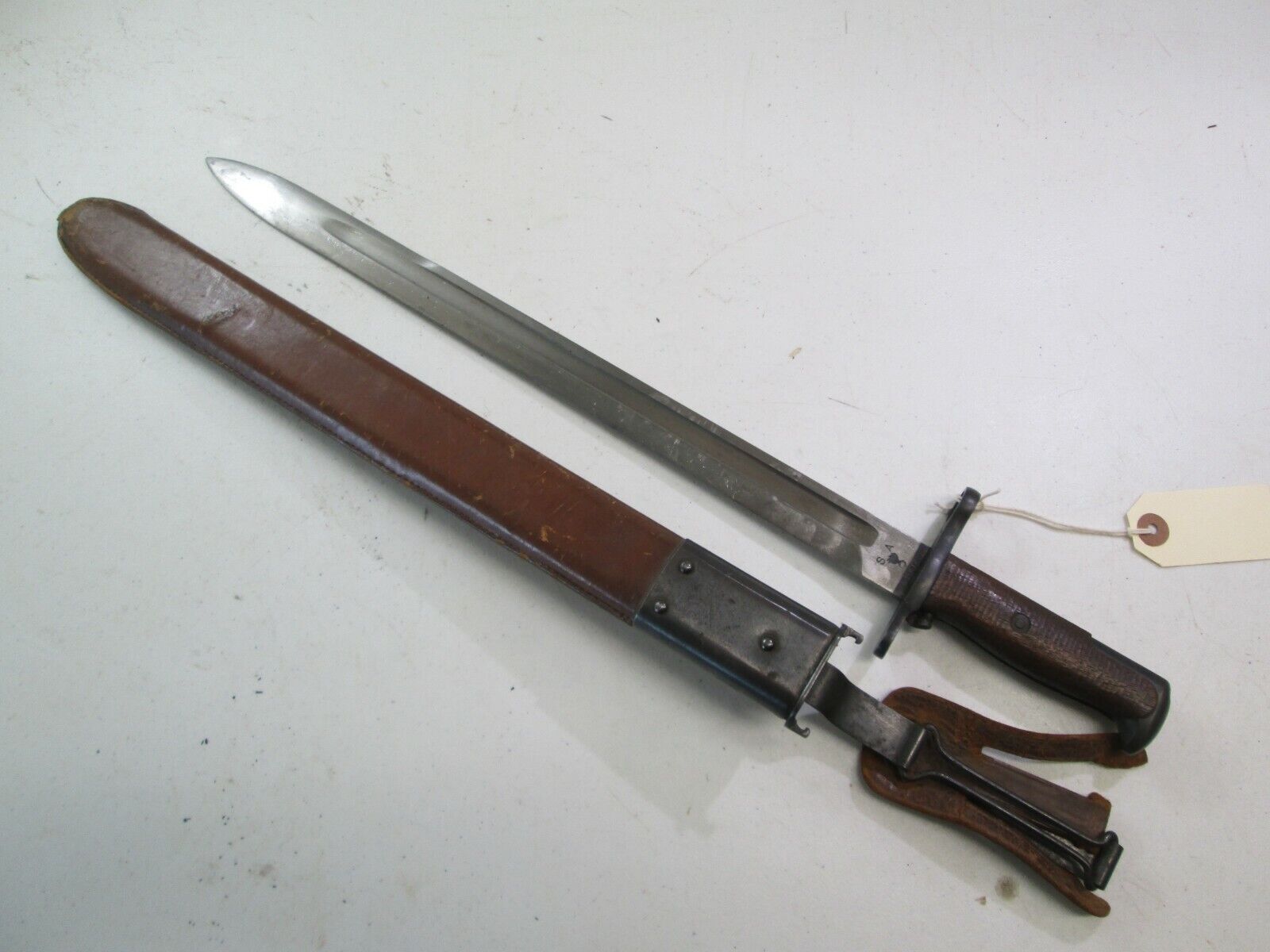 WWI US MODEL 1905 DATED 1907 SPRINGFIELD BAYONET & SCARCE LEATHER SCABBARD #Y124