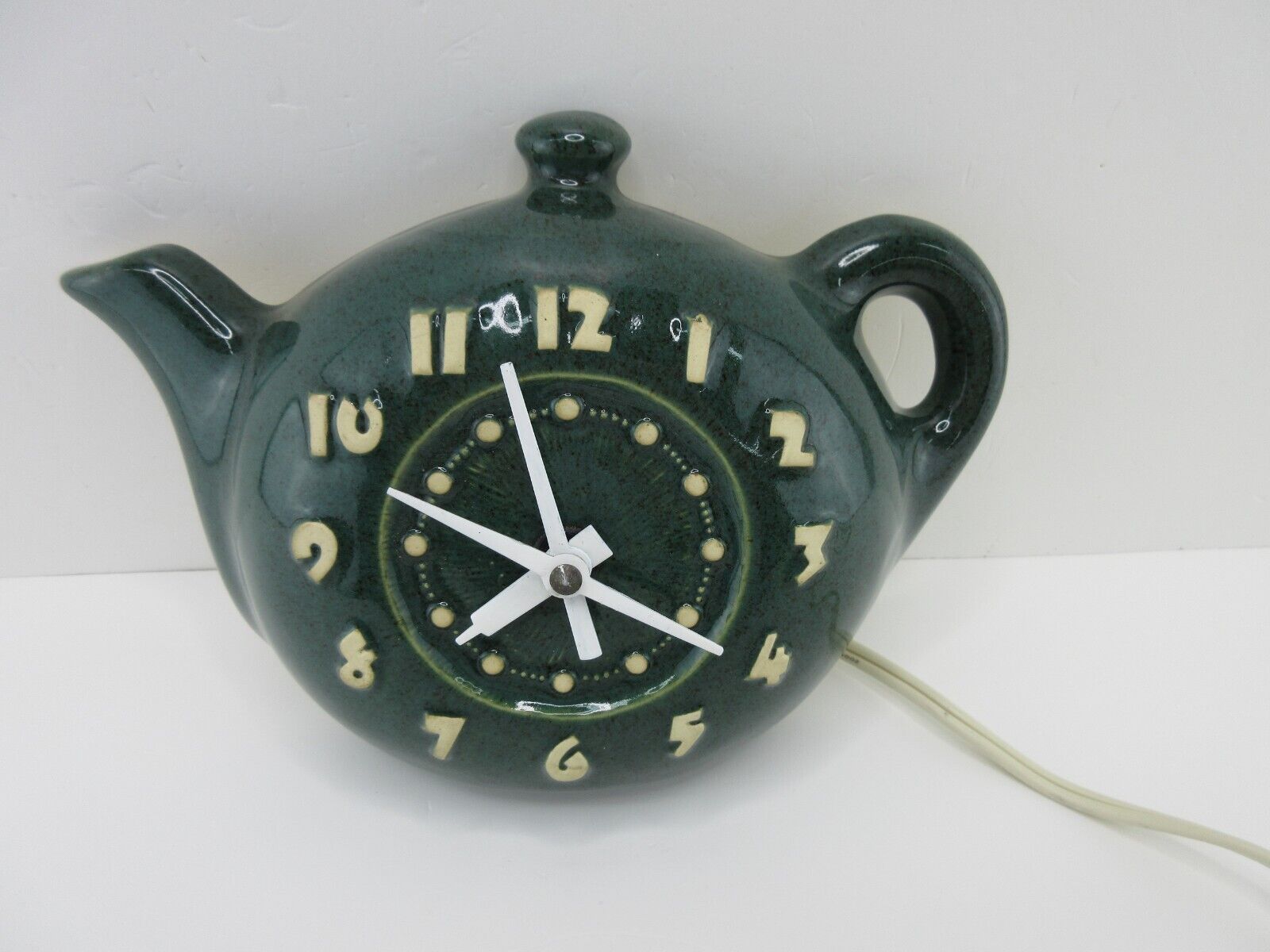 Vintage Ceramic Tea Kettle Clock by Sessions - Recently Serviced