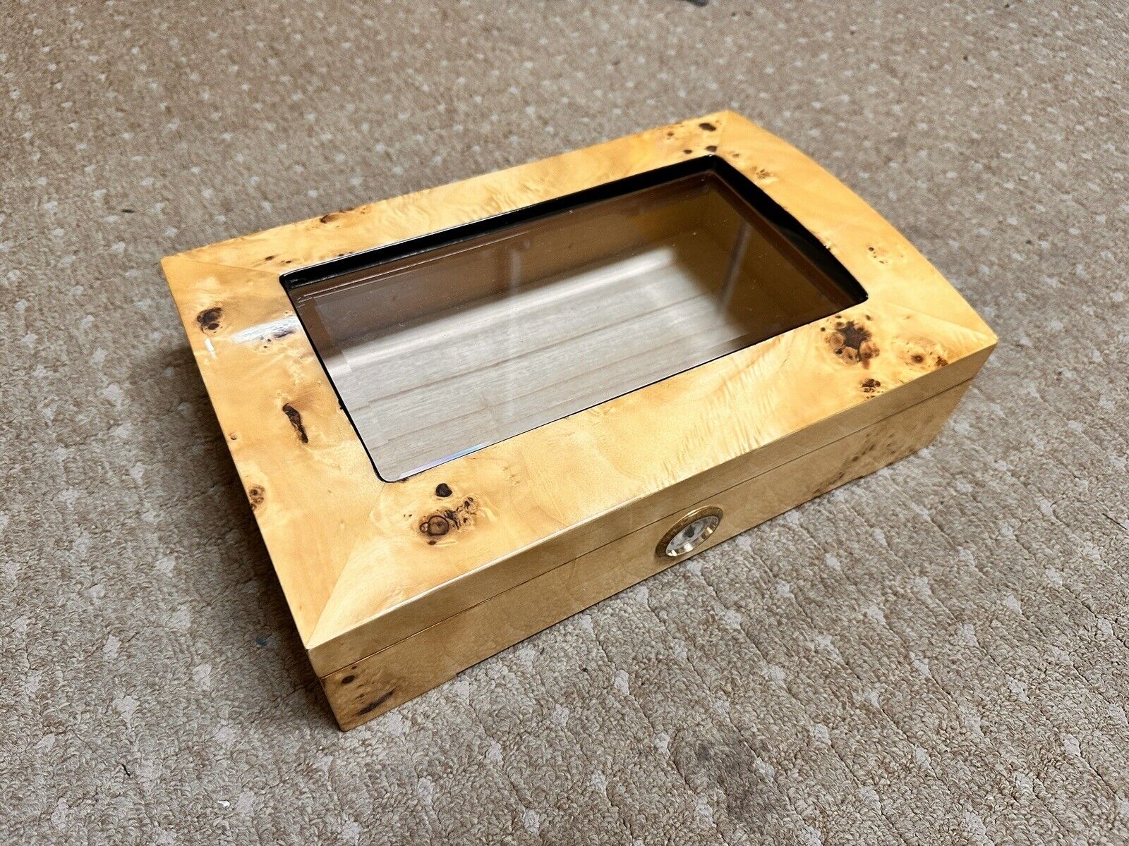 Burl Maple Lacquered Wood Humidor High Quailty Cigar Box