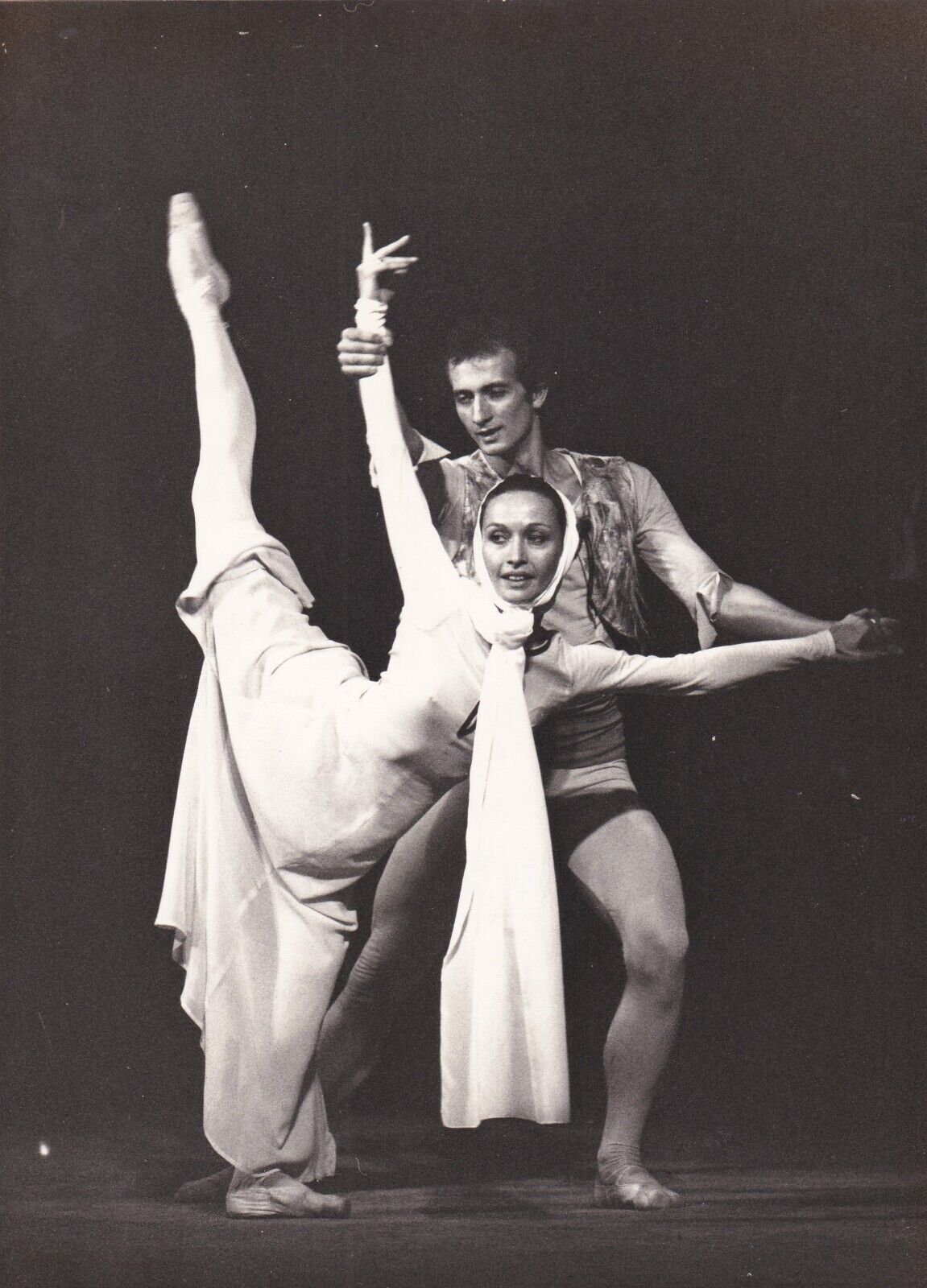 BULGARIAN BALLET COUPLE VERA KIROVA & BISER DEYANOV 1960s STUNNING Photo Y 433