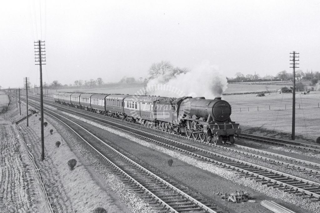 PHOTO BR British Railways Steam Locomotive Class A3 60080