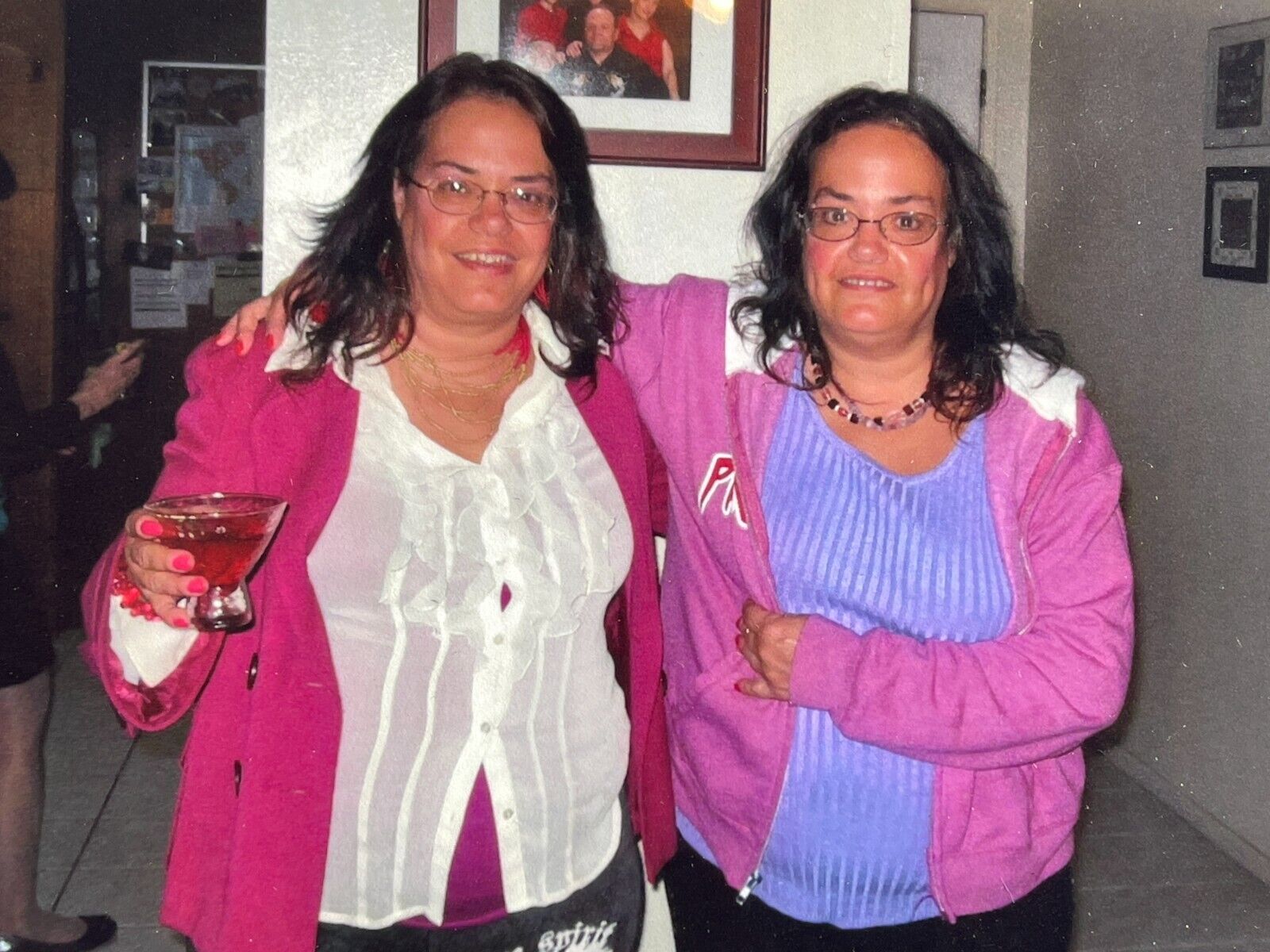 FG Photograph Pretty Cute Identical Twin Women Ladies Party Drinking Hug 