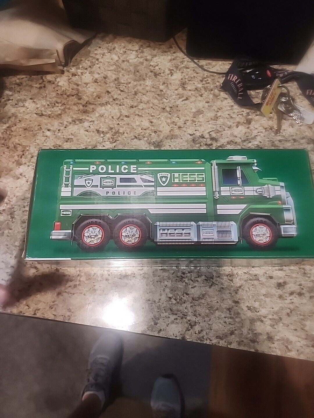 🔥 BRAND NEW IN HAND 2023 Hess Toy Police Truck w/ Cruiser 74 Lights & 4 Sounds