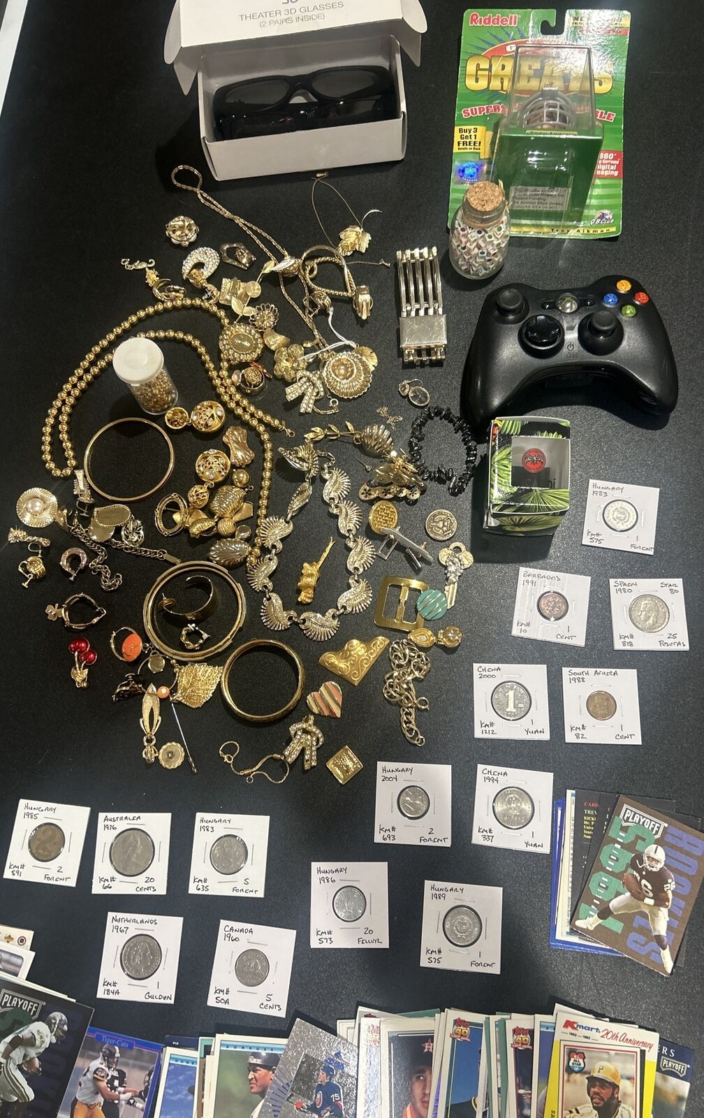 junk drawer lot vintage - Coins, Jewelry, Cards, Video Game Controller ++
