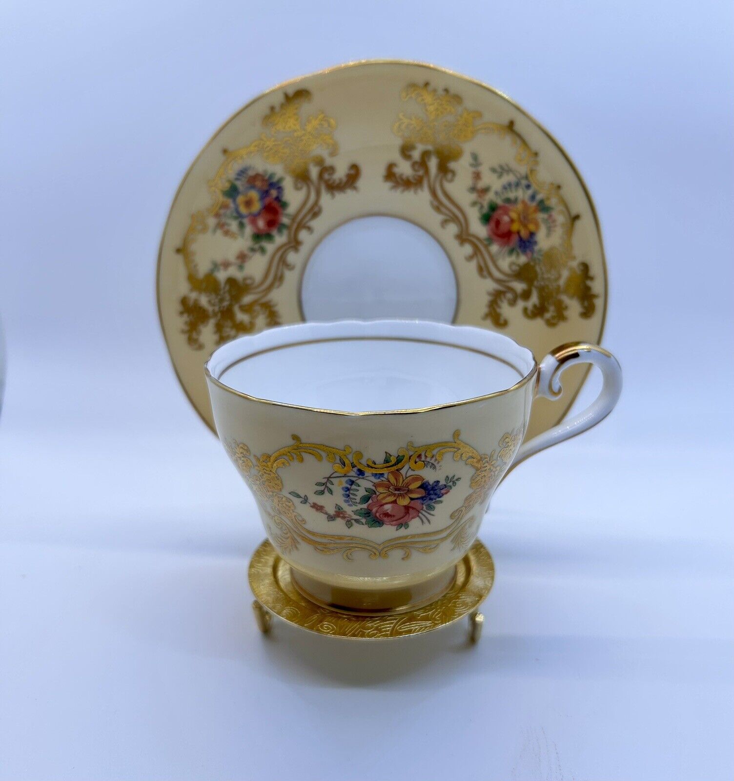 Aynsley Tea Cup & Saucer Set, c160/7, Soft Yellow Floral