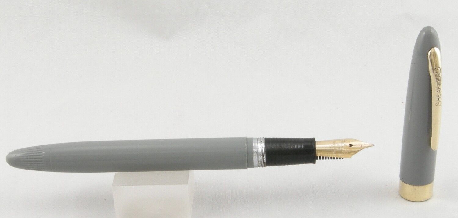 Sheaffer Admiral Snorkel Grey & Gold Fountain Pen - 14kt Fine Nib - 1950\'s