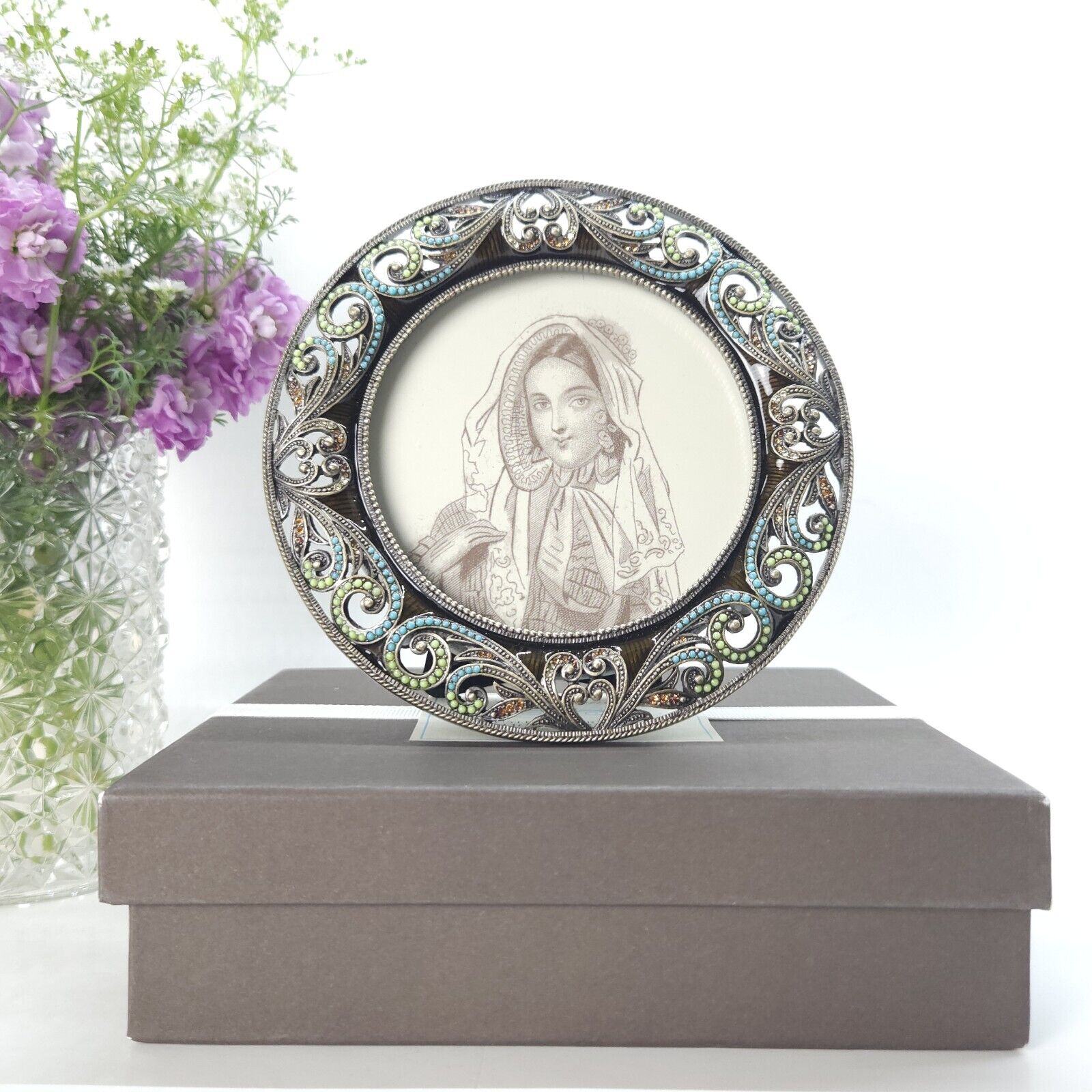 MINT Two's Company Blue Green Austrian Crystal Picture Photo Frame Round 4x4