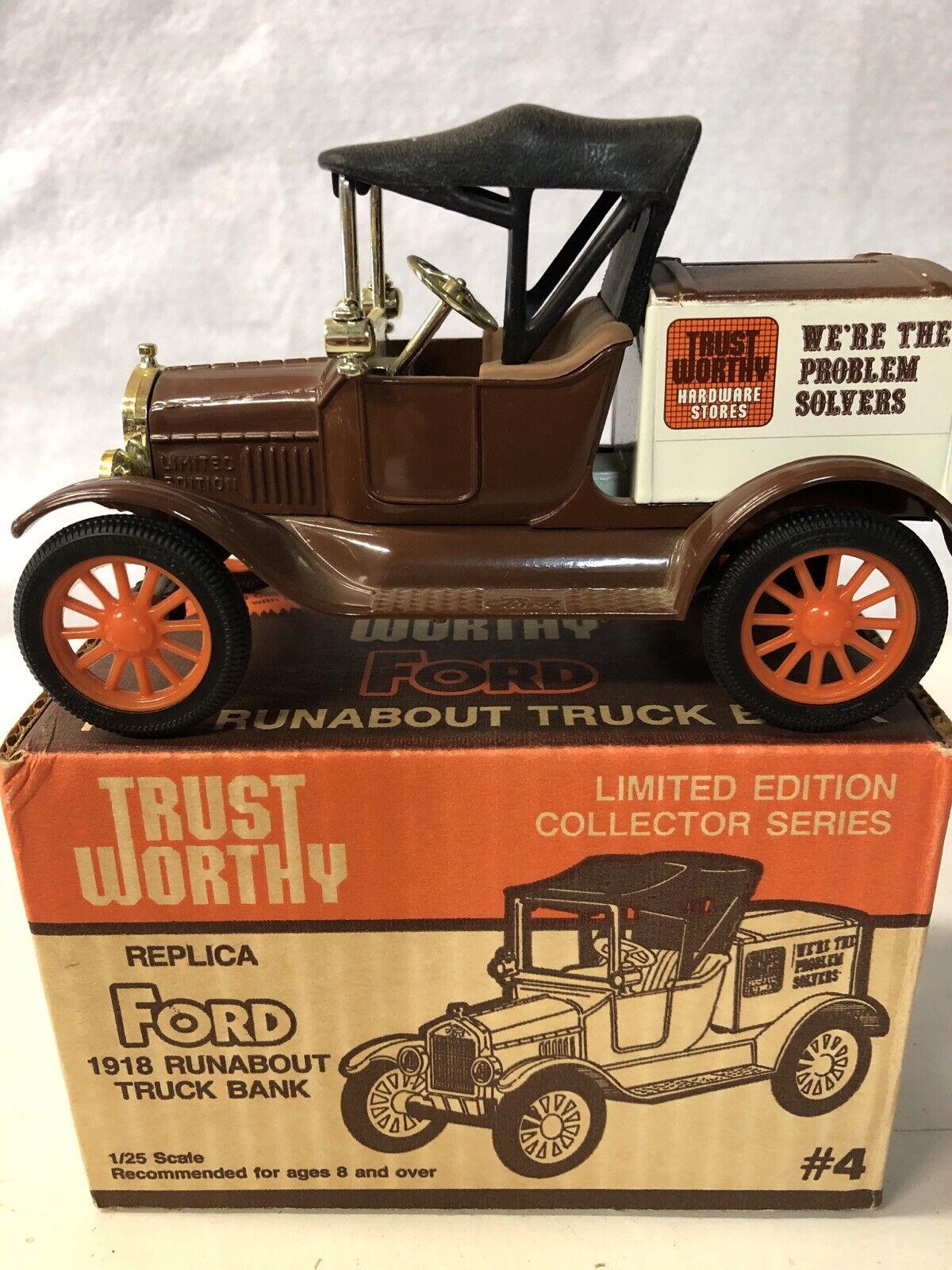 ERTL Ford 1918 Runabout Truck Trustworthy Hardware Stores Bank W13