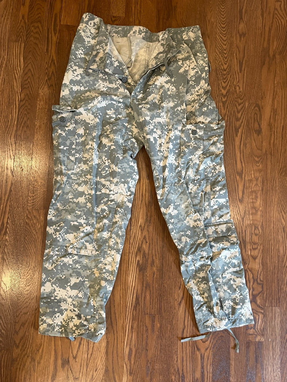 GENUINE MILITARY ISSUE BDU PANTS SIZE LARGE REGULAR