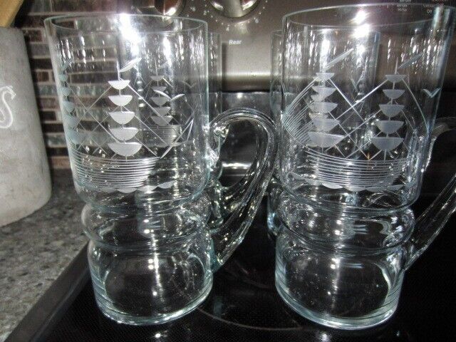 Vintage 1976 Set of 4 Etched Glass Clipper Ship Bubble Bottom Beer Mugs Perfect