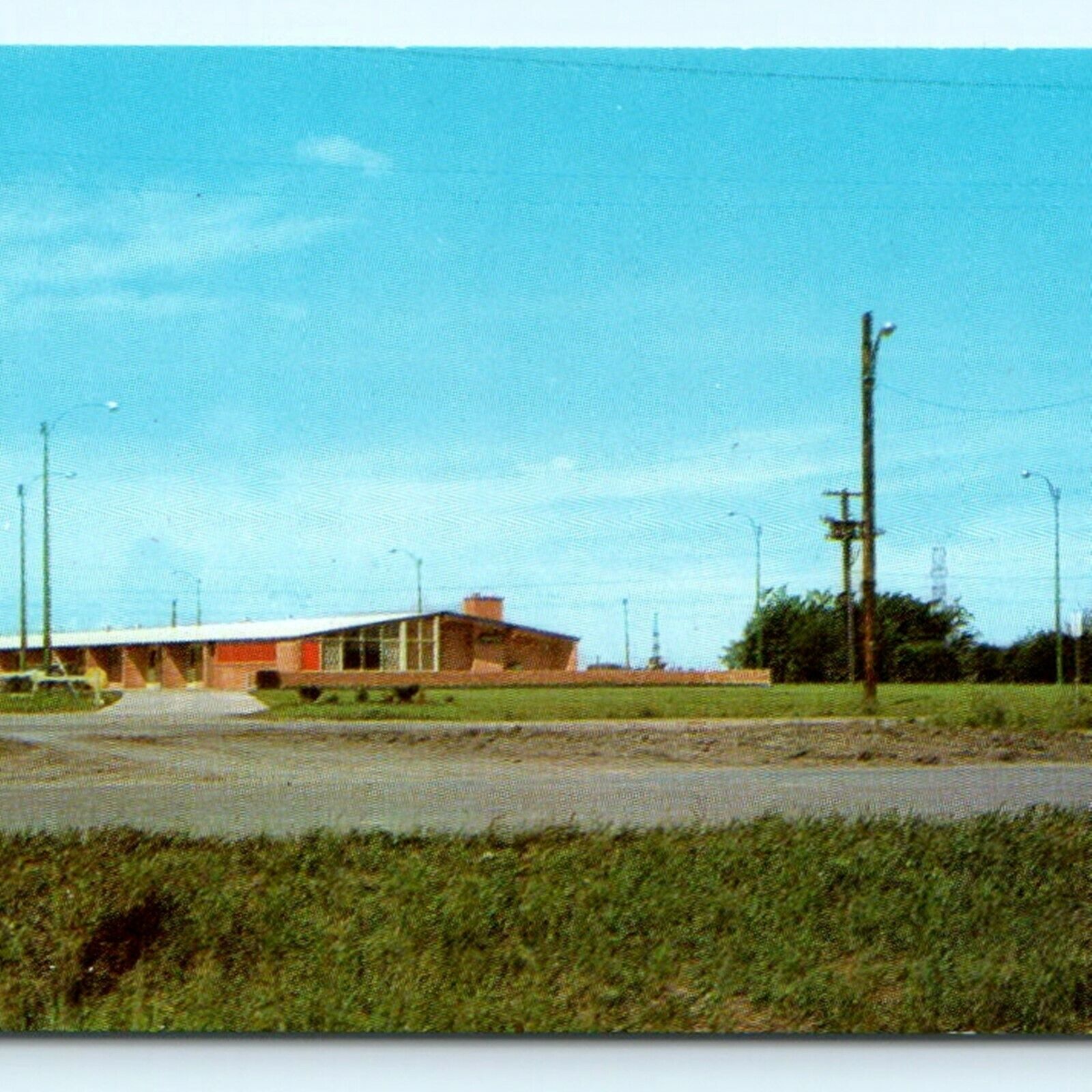 c1960s Winnipeg, Manitoba Le Voyageur Motel Business Card Photo Best Western C24