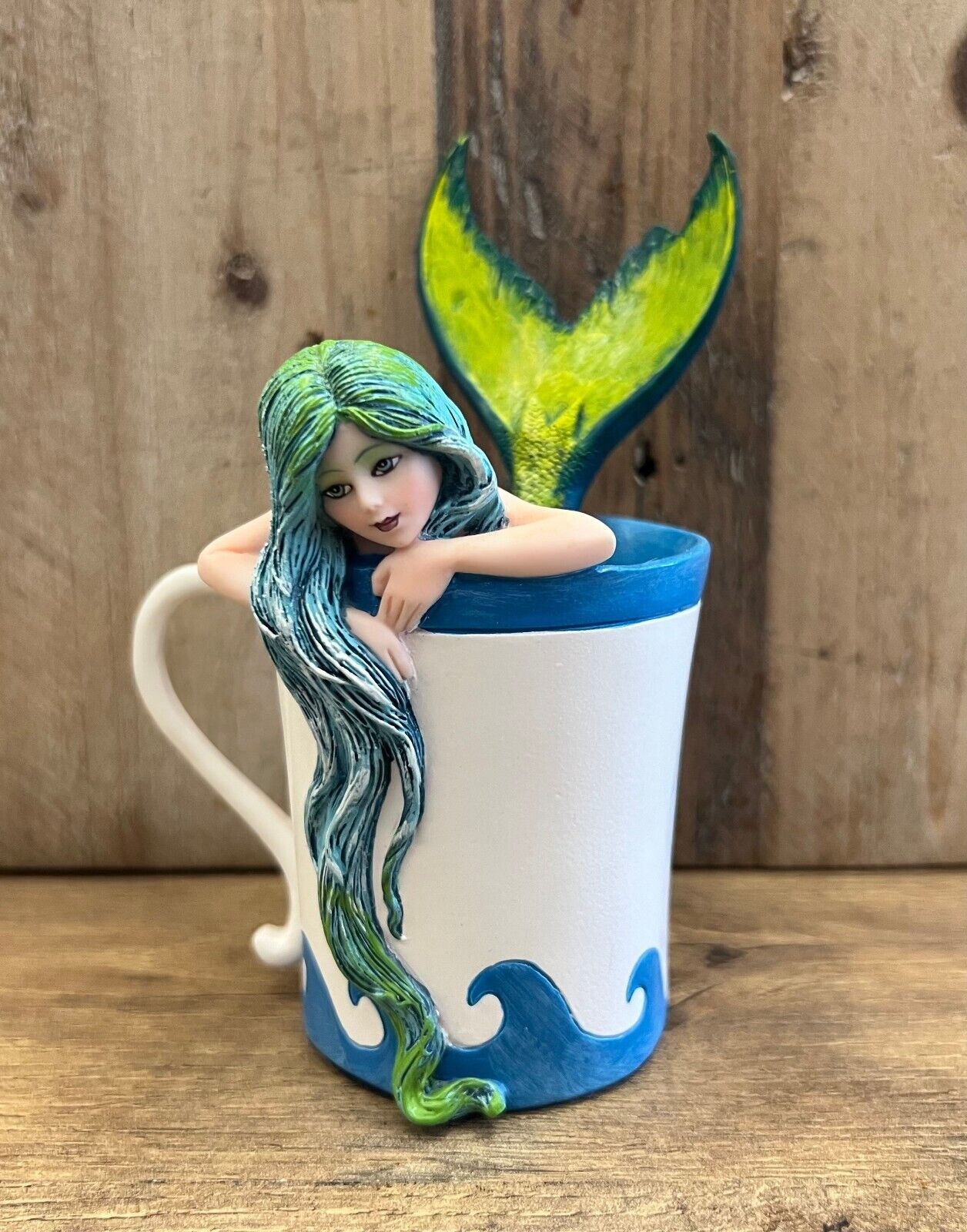 Mermaid In Teacup Resin Figurine 5\