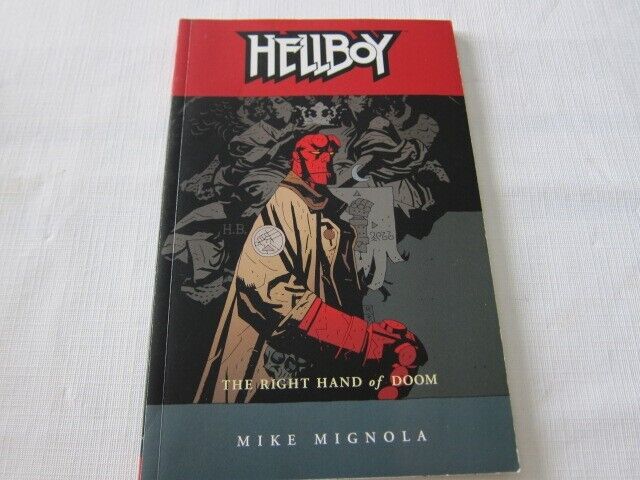 Hellboy Volume 4: The Right Hand Of Doom (2nd Ed.) by Mike Mignola: Used