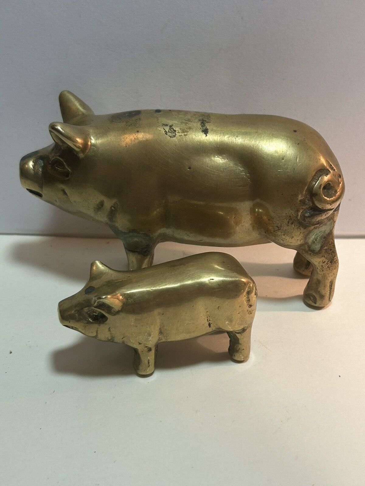 2 Vintage Solid Brass Pigs Piggy Paperweight Swine Piglet Figurine Farm Animals