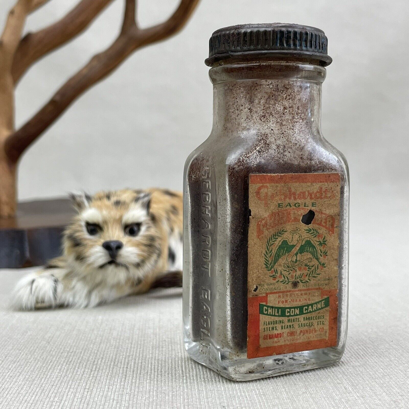 Gebhardt Eagle Chili Con Carne Powder Glass Bottle / Paper Label with Contents