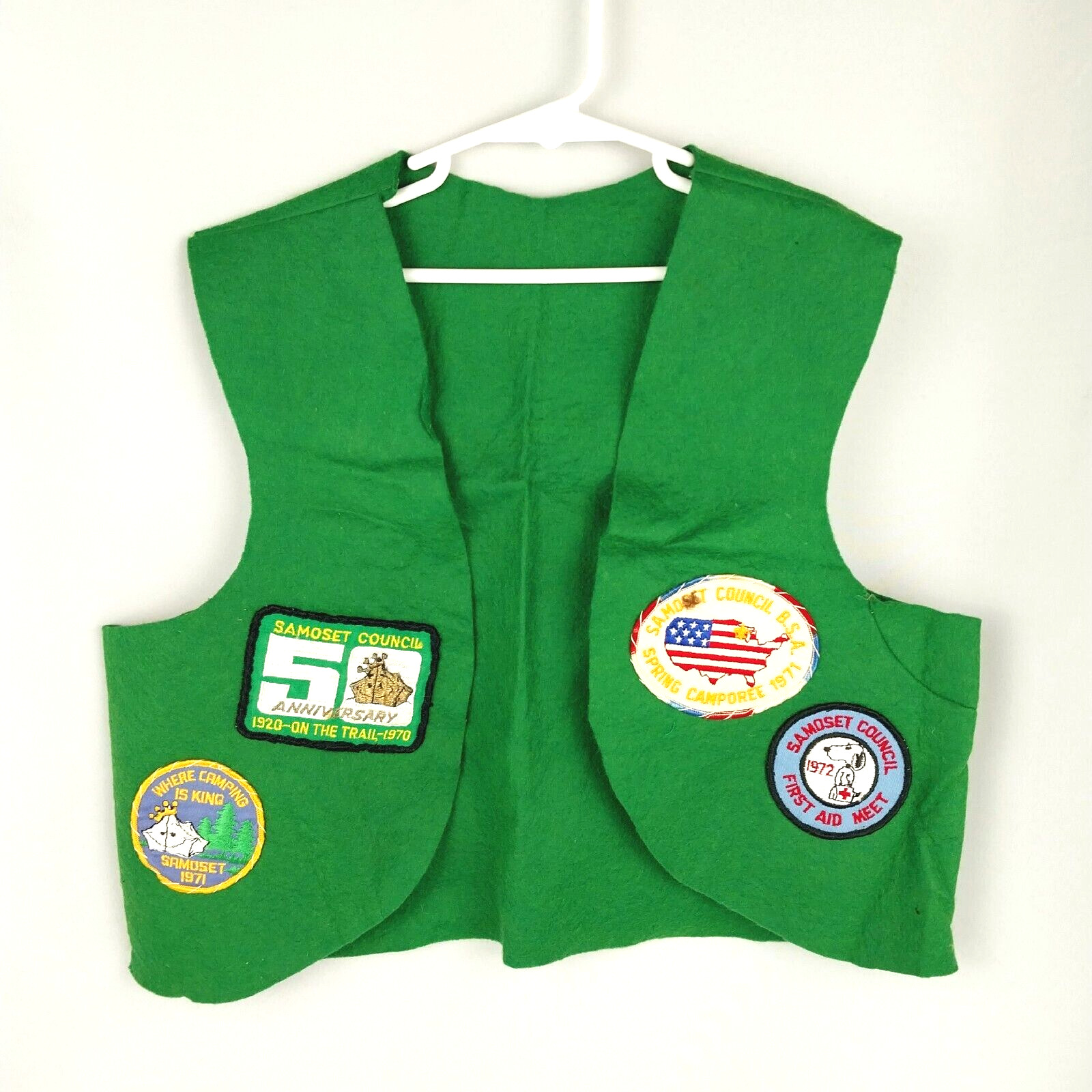 VINTAGE GREEN FELT SCOUT COUNCIL VEST WITH EMBROIDERED PATCHES 1970\'S
